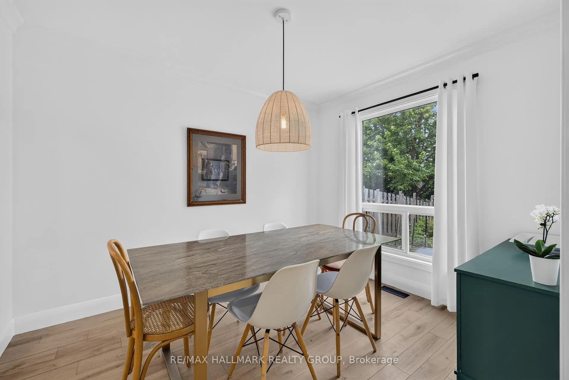 Photo 12 of 1797 Bromont Way, Ottawa, Chateauneuf — HOMEH