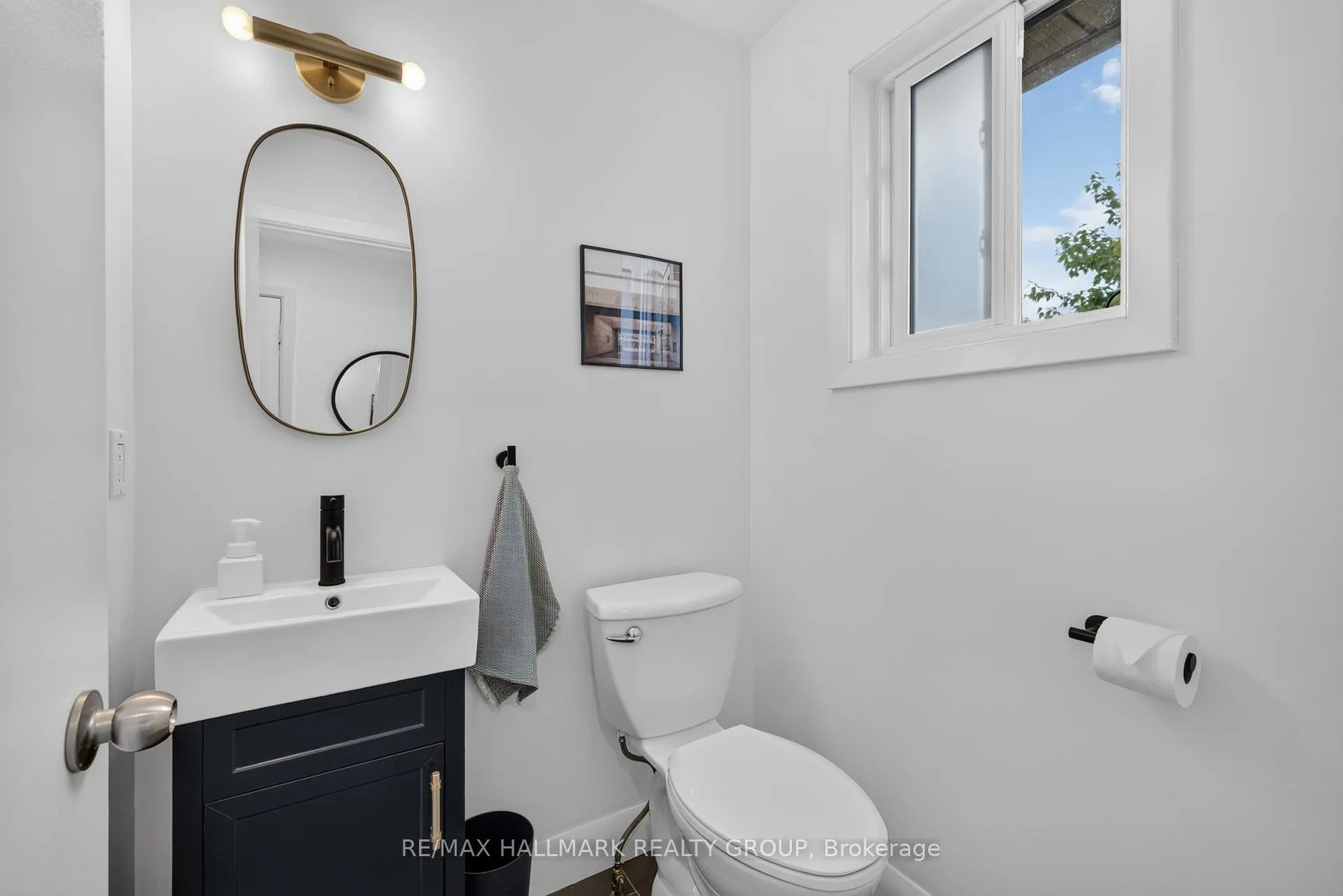 Photo 22 of 1797 Bromont Way, Ottawa, Chateauneuf — HOMEH