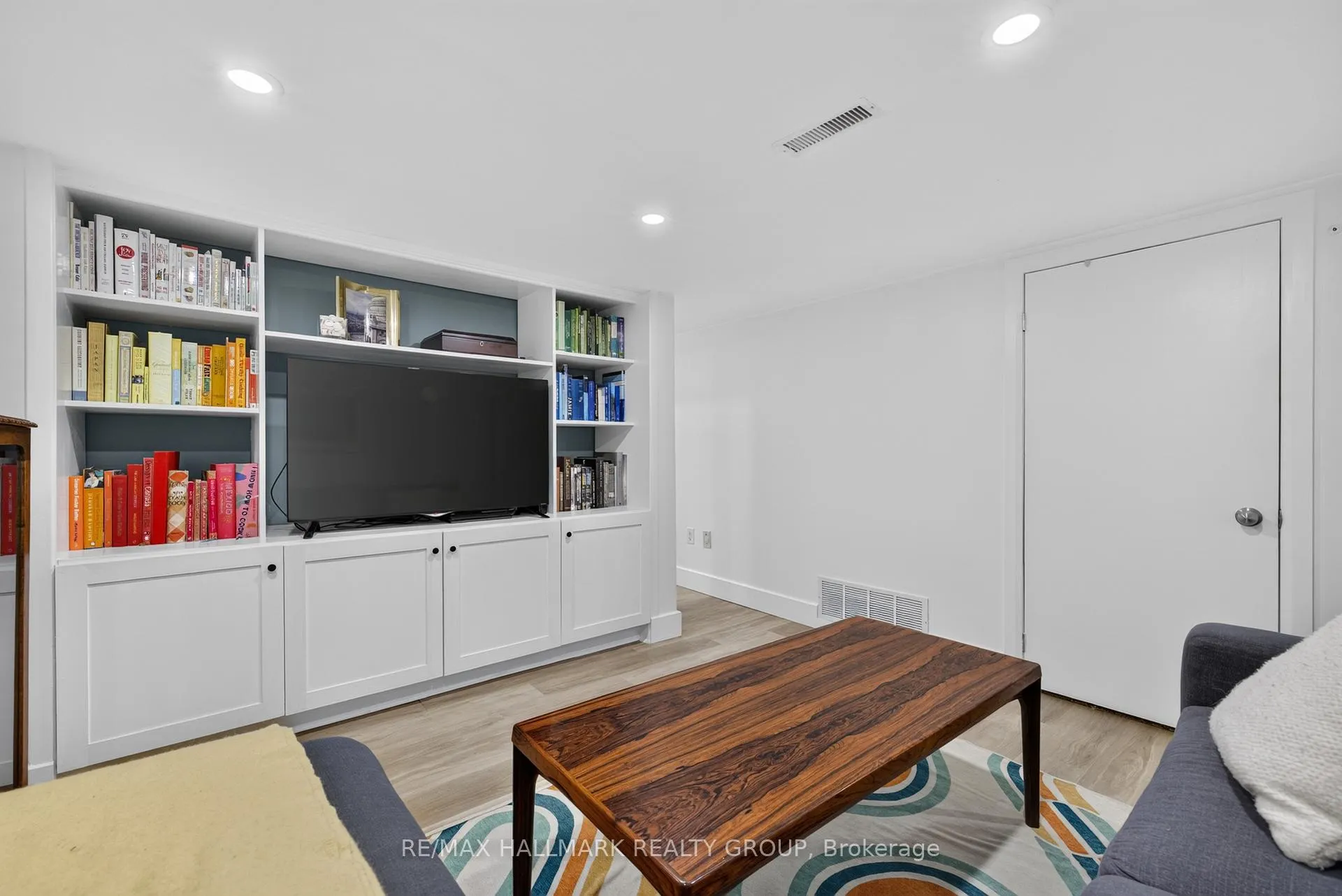 Photo 39 of 1797 Bromont Way, Ottawa, Chateauneuf — HOMEH