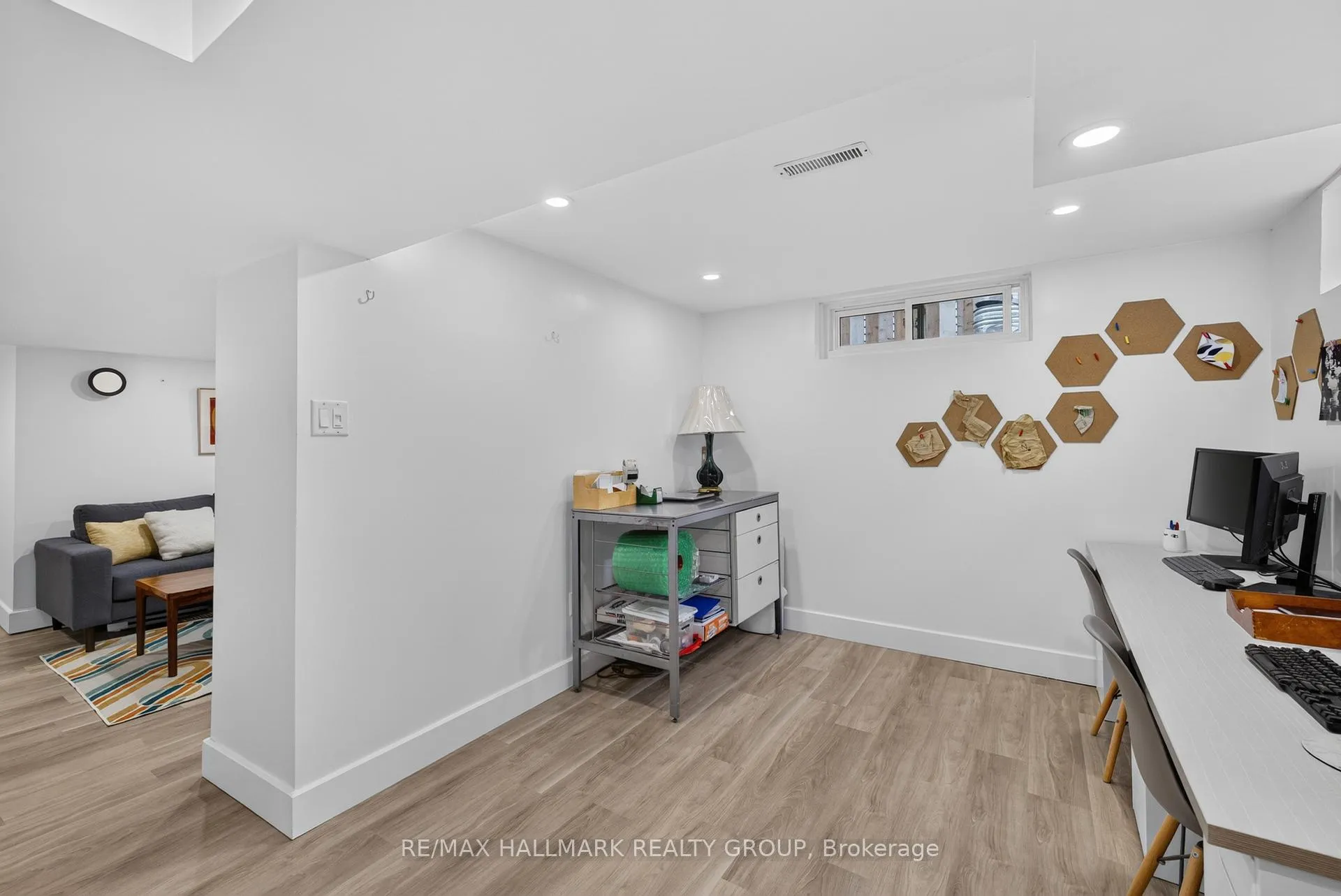 Photo 40 of 1797 Bromont Way, Ottawa, Chateauneuf — HOMEH