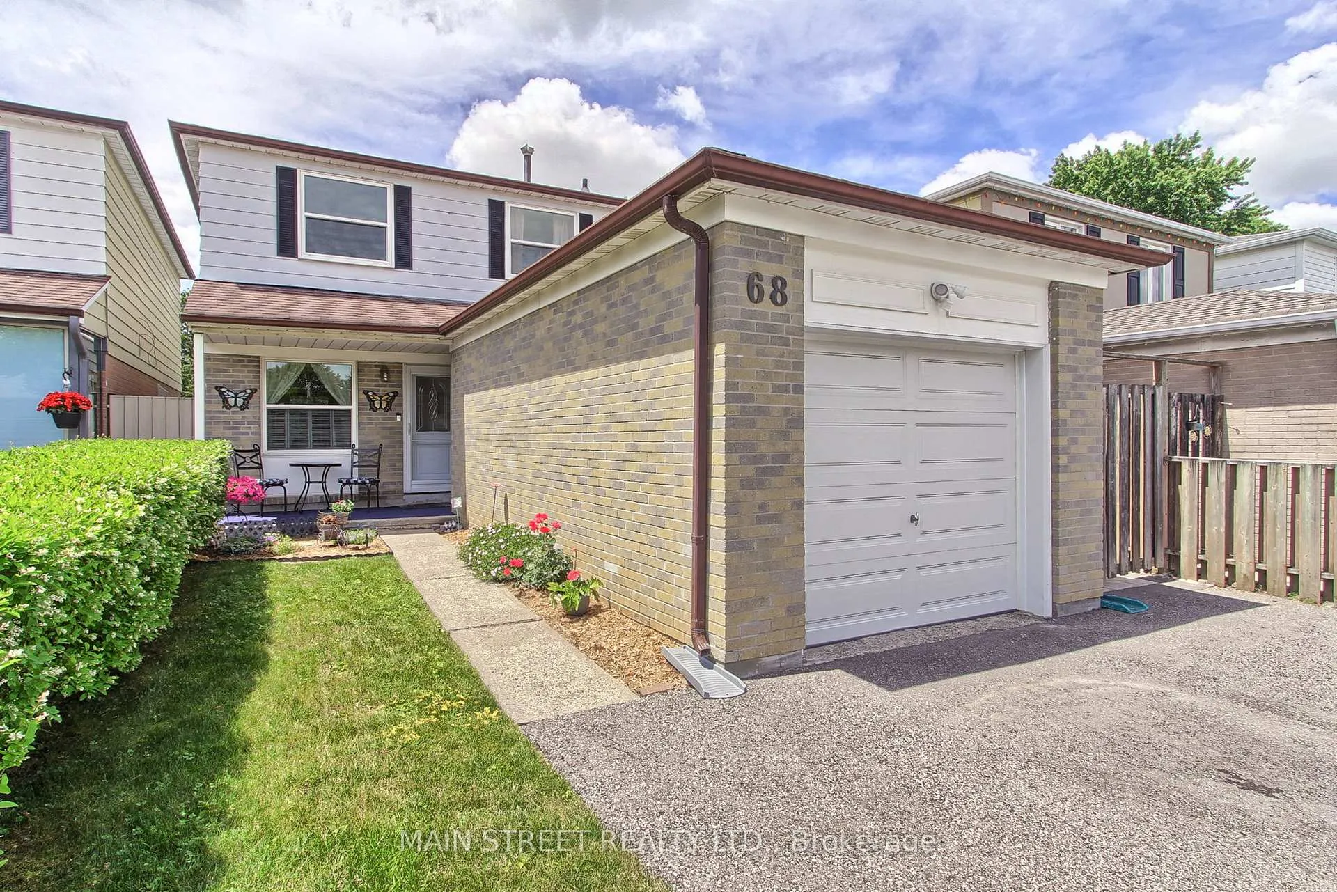 Photo 2 of 68 Patterson Street, Newmarket, Bristol-London — HOMEH