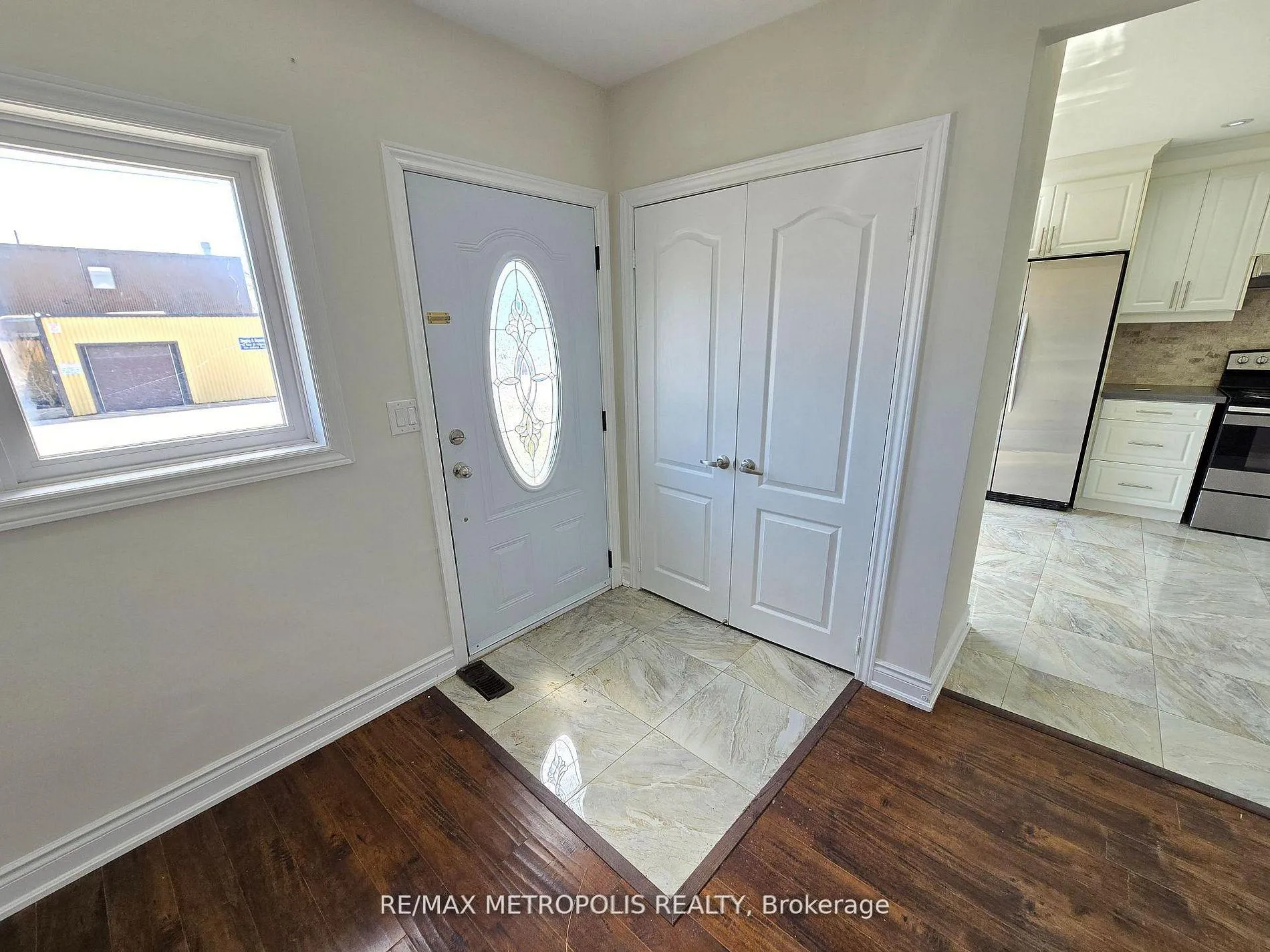 Photo 7 of 238 Toronto Avenue, Oshawa, Central — HOMEH