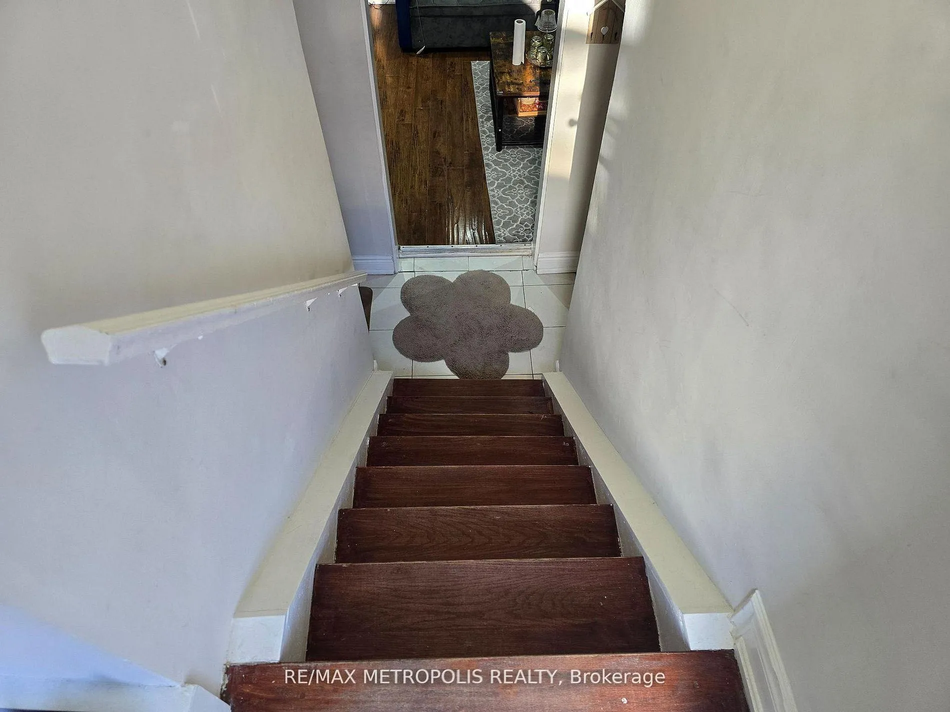Photo 21 of 238 Toronto Avenue, Oshawa, Central — HOMEH