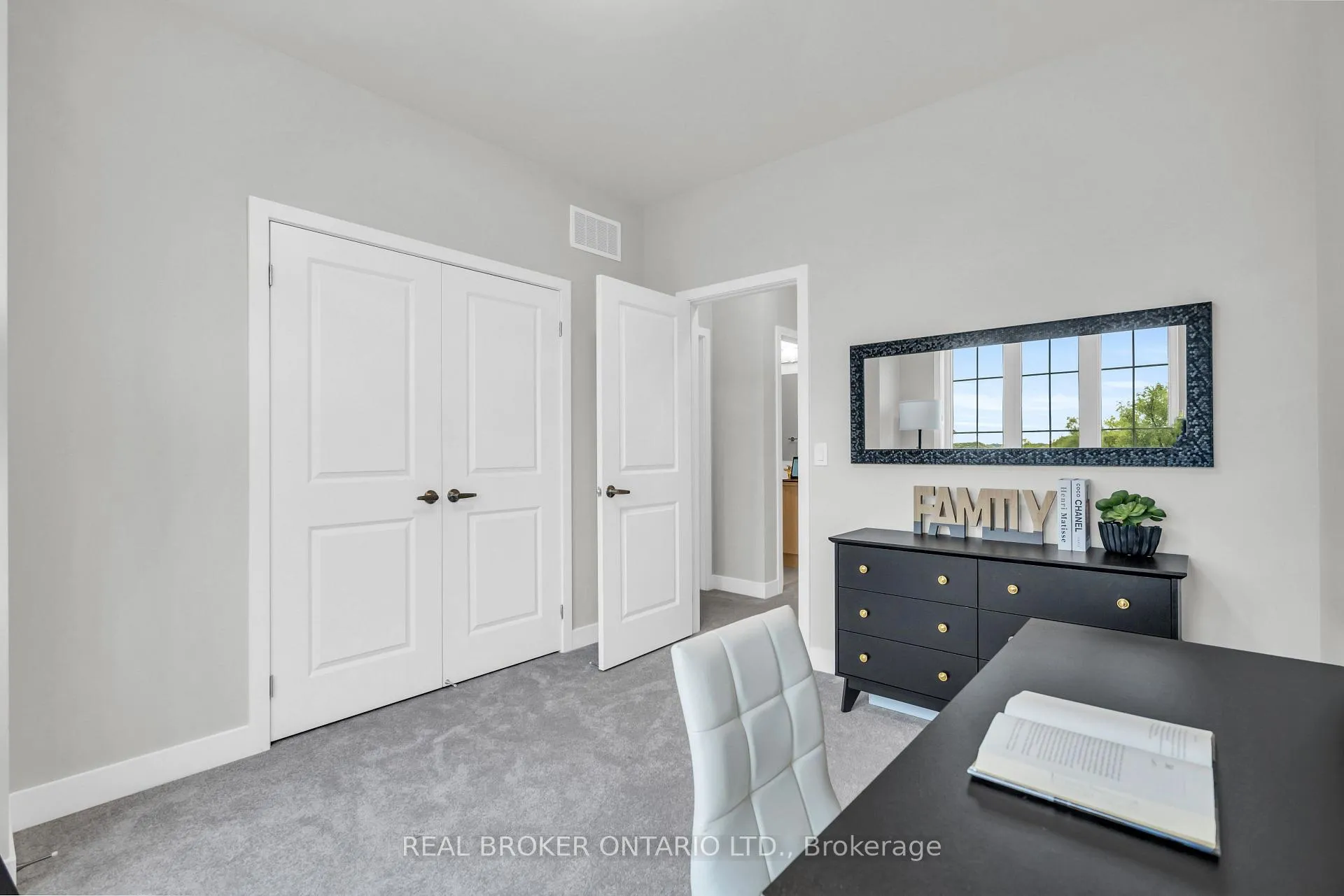 Photo 34 of 1058 Thompson Drive, Oshawa, Kedron — HOMEH