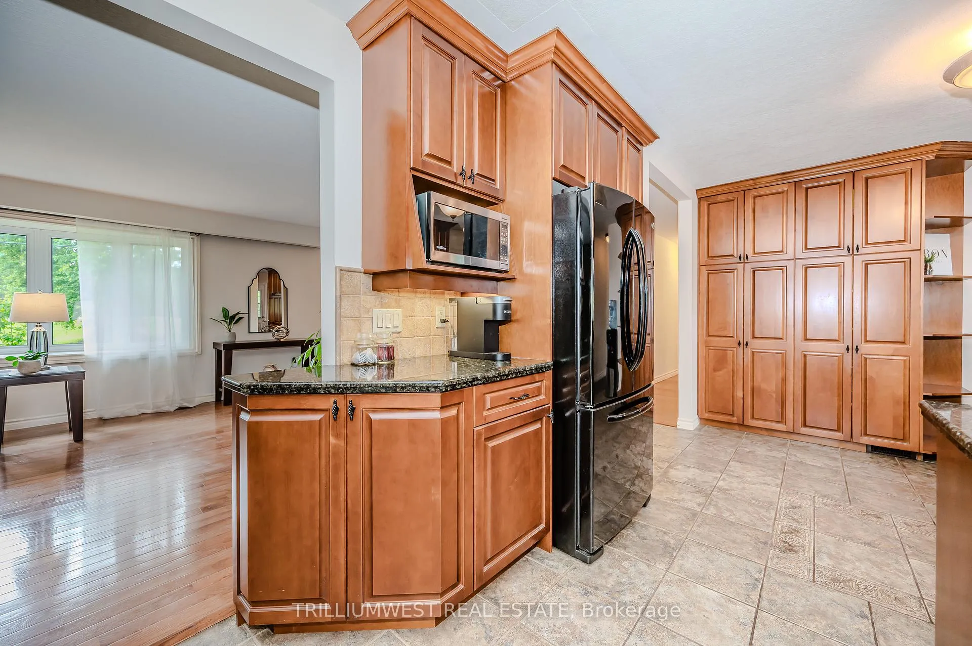 Photo 12 of 659 Concession 5 Road W, Hamilton, Waterdown — HOMEH
