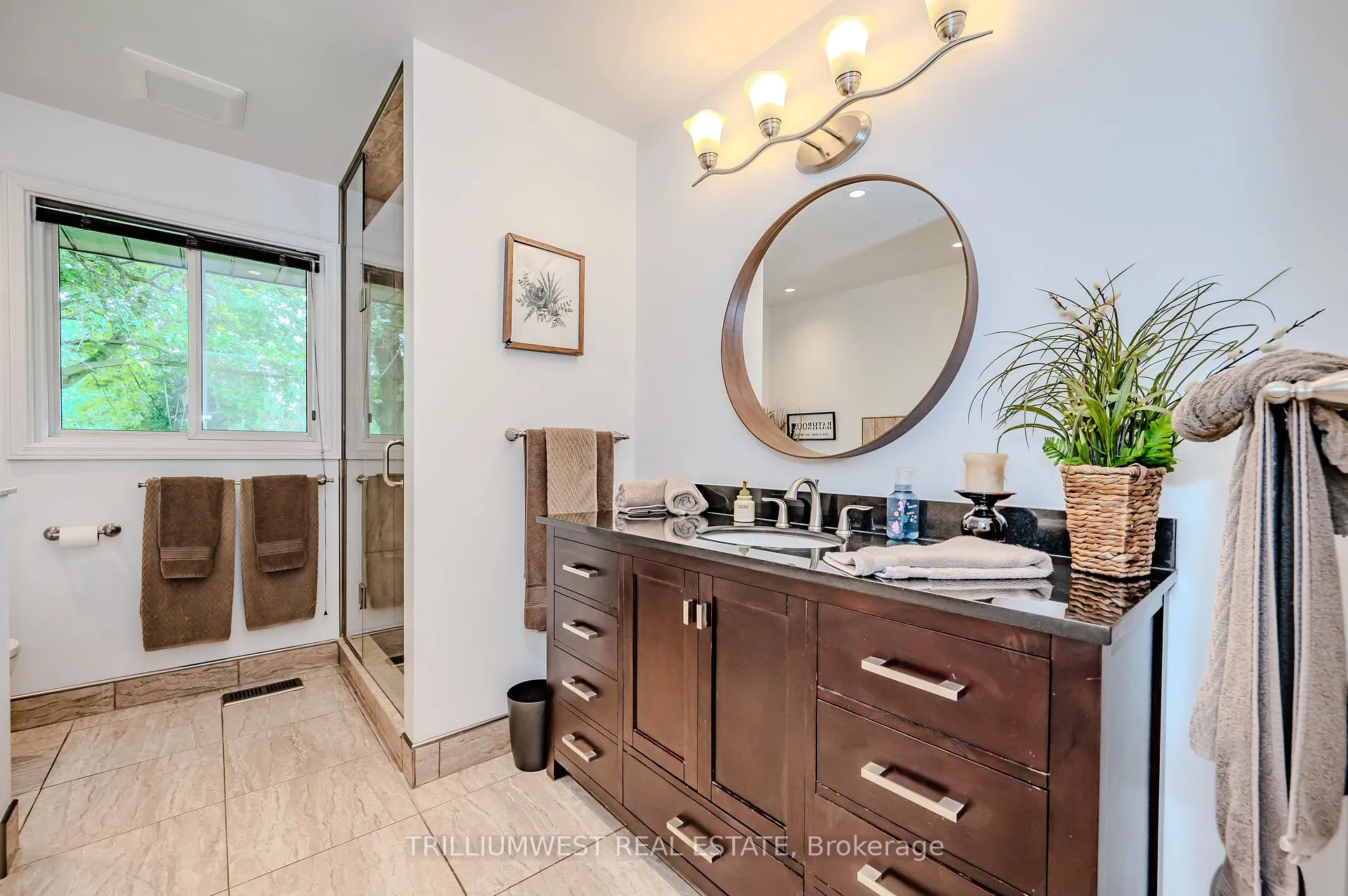 Photo 18 of 659 Concession 5 Road W, Hamilton, Waterdown — HOMEH