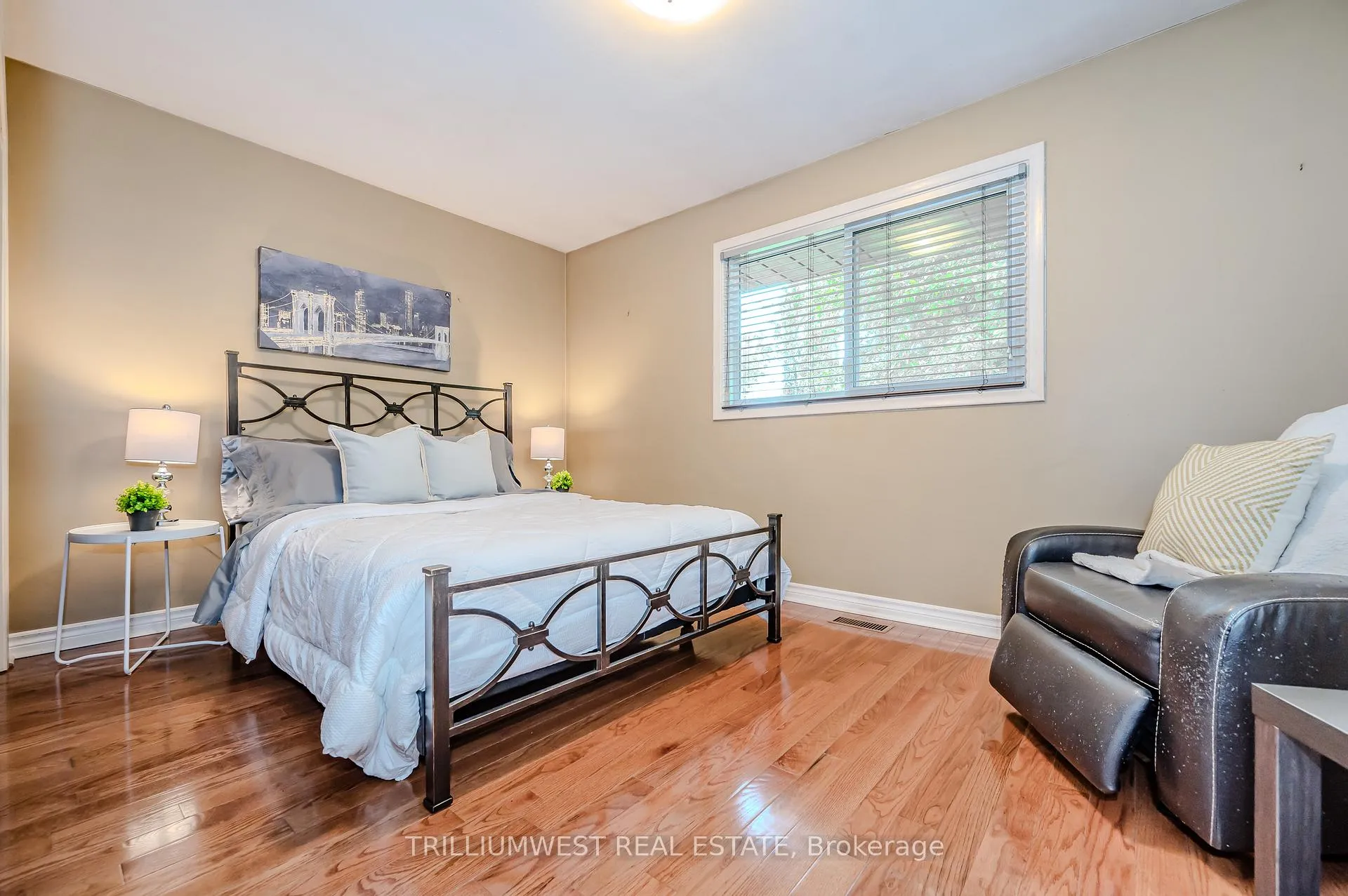 Photo 23 of 659 Concession 5 Road W, Hamilton, Waterdown — HOMEH