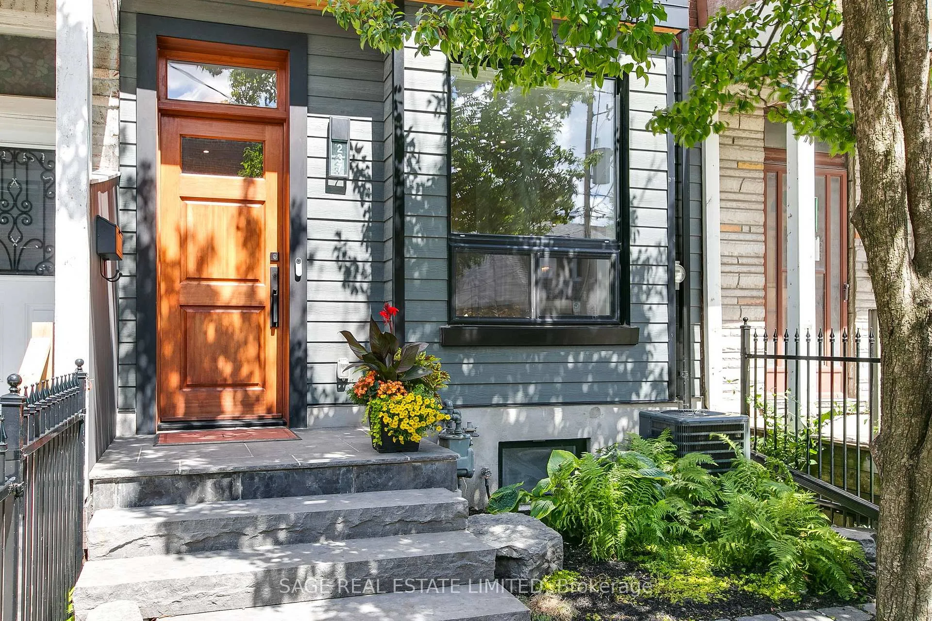 Photo 2 of 237 Logan Avenue, Toronto, South Riverdale — HOMEH
