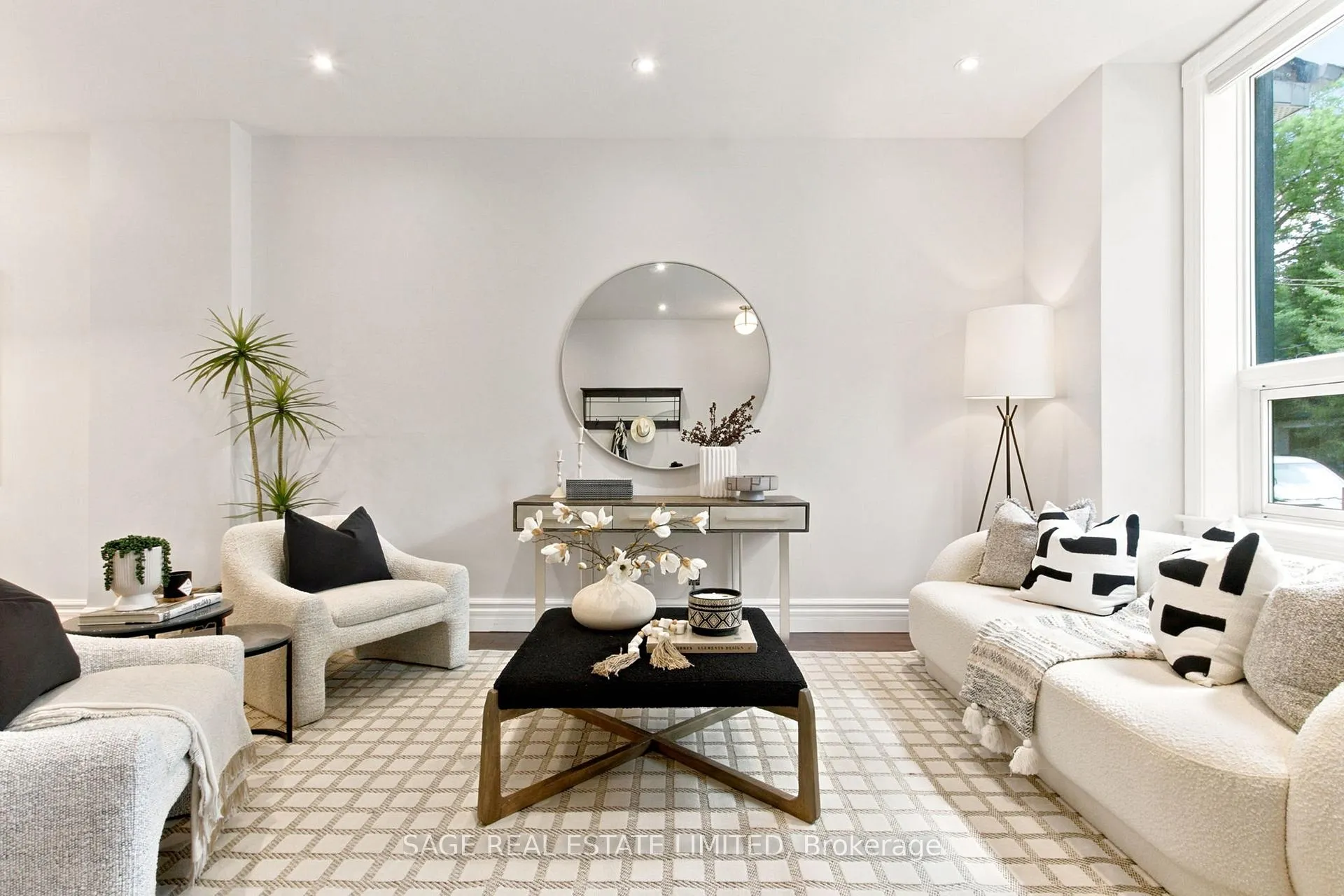 Photo 6 of 237 Logan Avenue, Toronto, South Riverdale — HOMEH