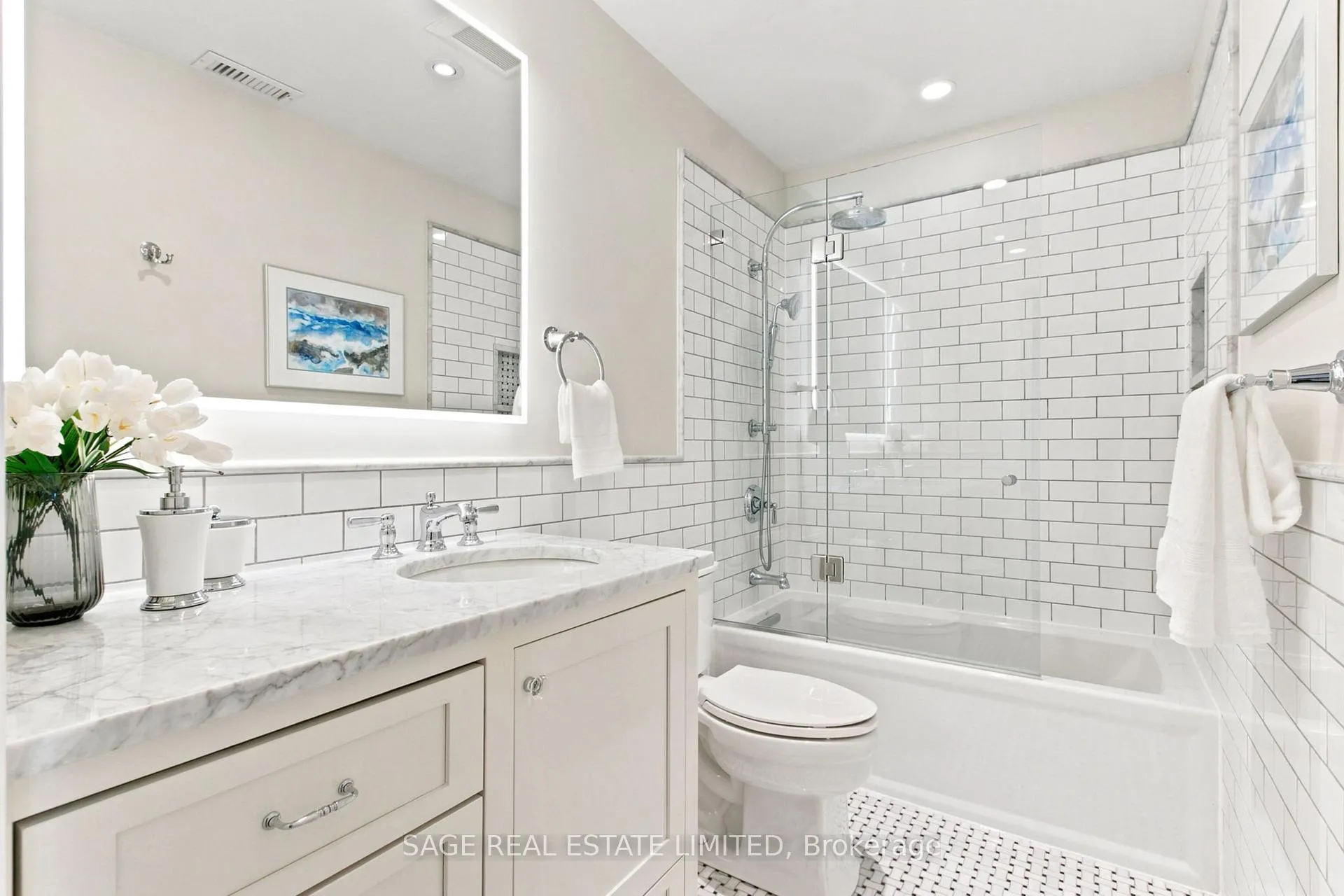 Photo 32 of 237 Logan Avenue, Toronto, South Riverdale — HOMEH
