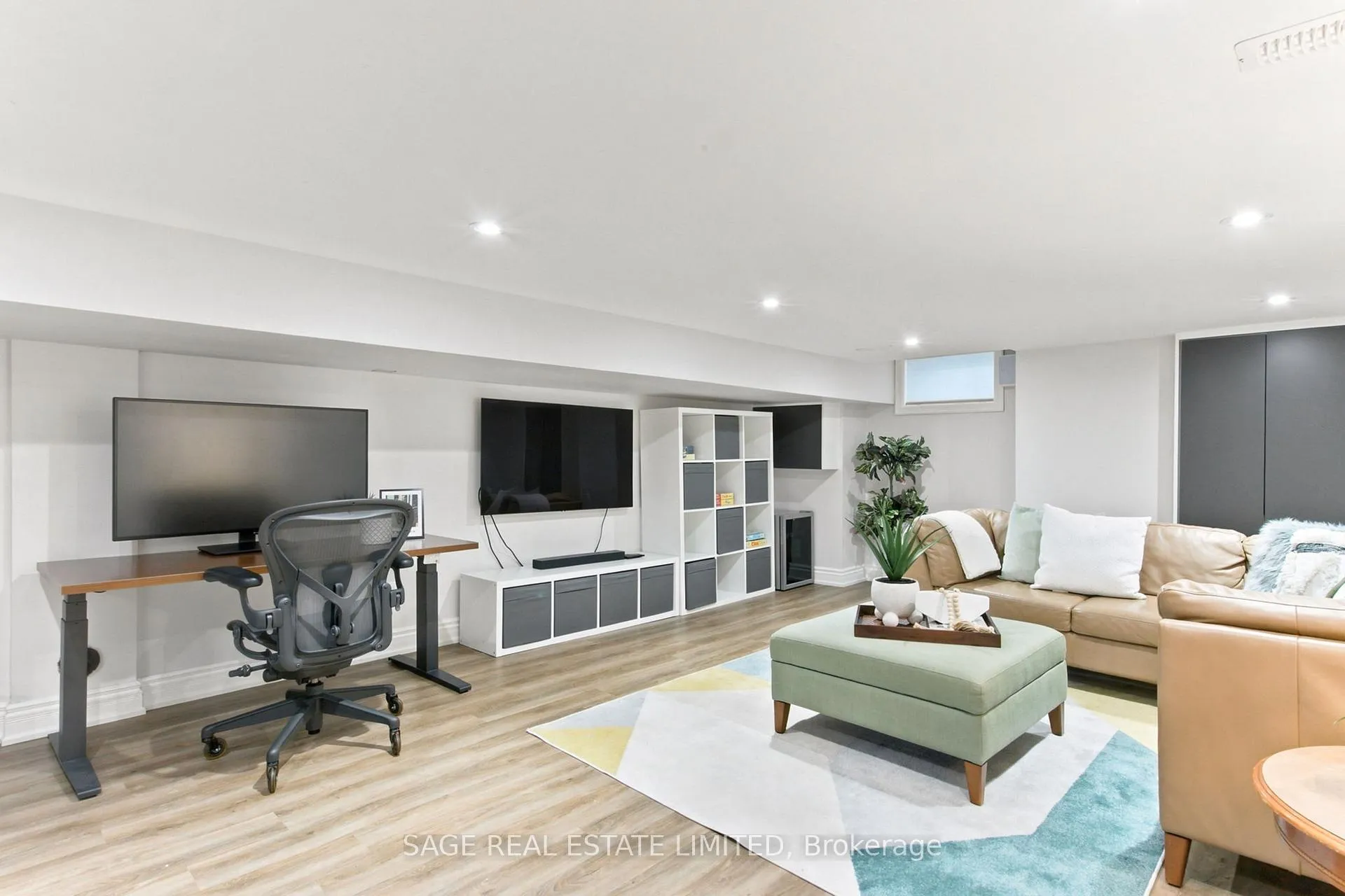 Photo 35 of 237 Logan Avenue, Toronto, South Riverdale — HOMEH