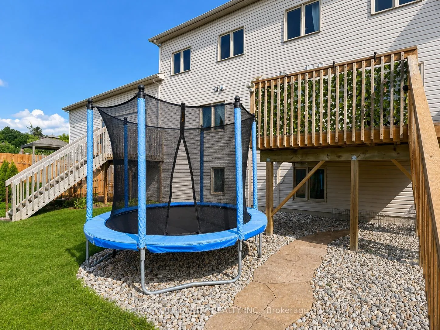 Photo 22 of Unit D96, 175 David Bergey Drive, Kitchener, Larentian West — HOMEH