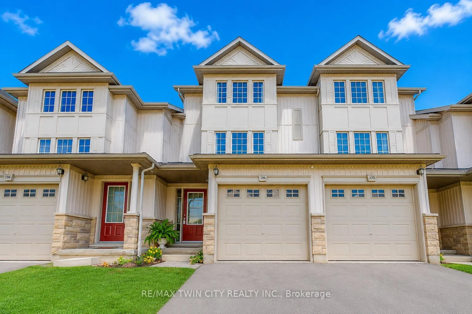 Photo 24 of Unit D96, 175 David Bergey Drive, Kitchener, Larentian West — HOMEH