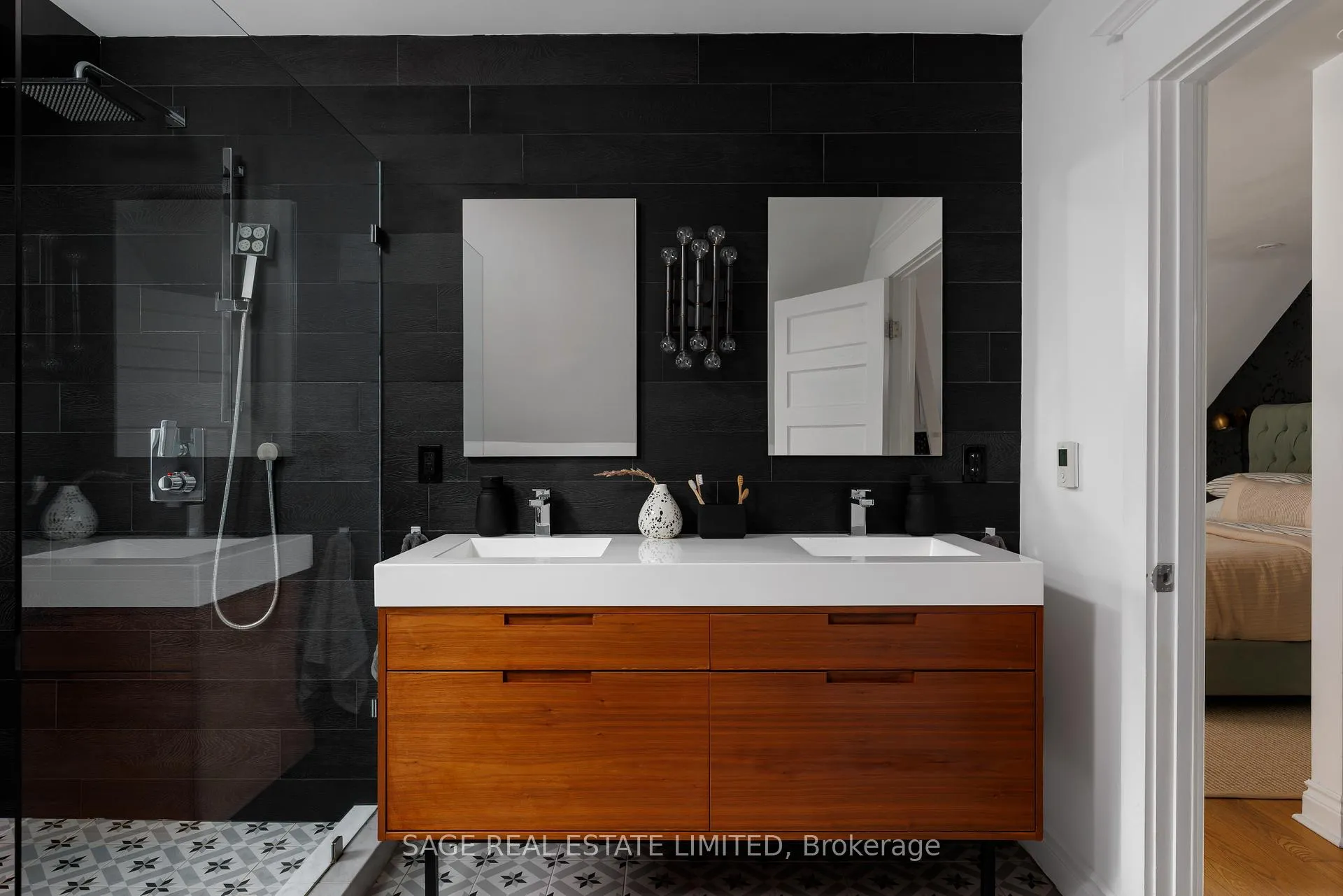 Photo 40 of 21 Biggar Avenue, Toronto, Wychwood — HOMEH
