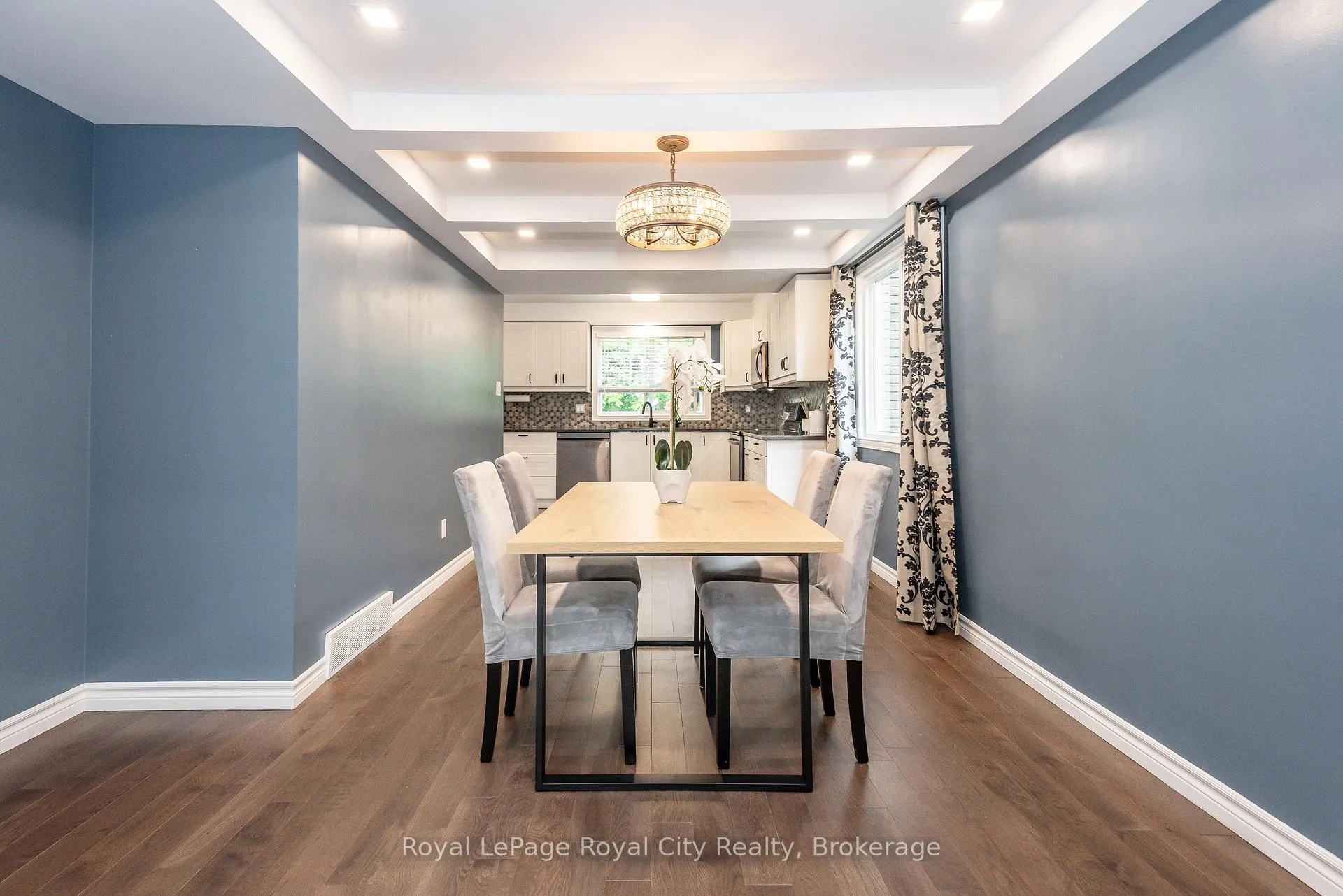 Photo 14 of 236 Ironwood Road, Guelph, Kortright West — HOMEH