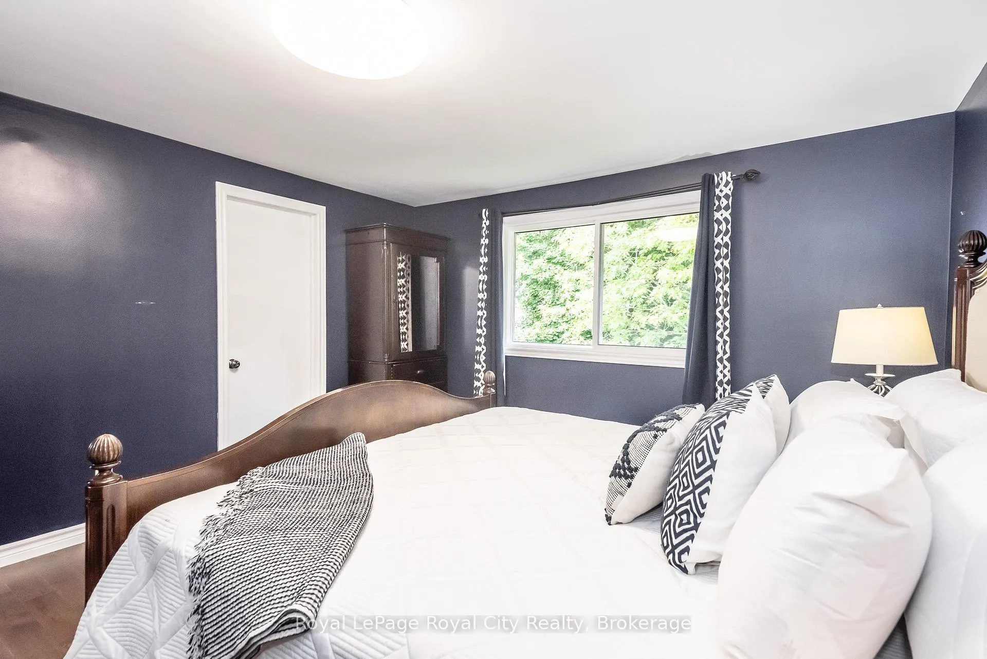 Photo 21 of 236 Ironwood Road, Guelph, Kortright West — HOMEH