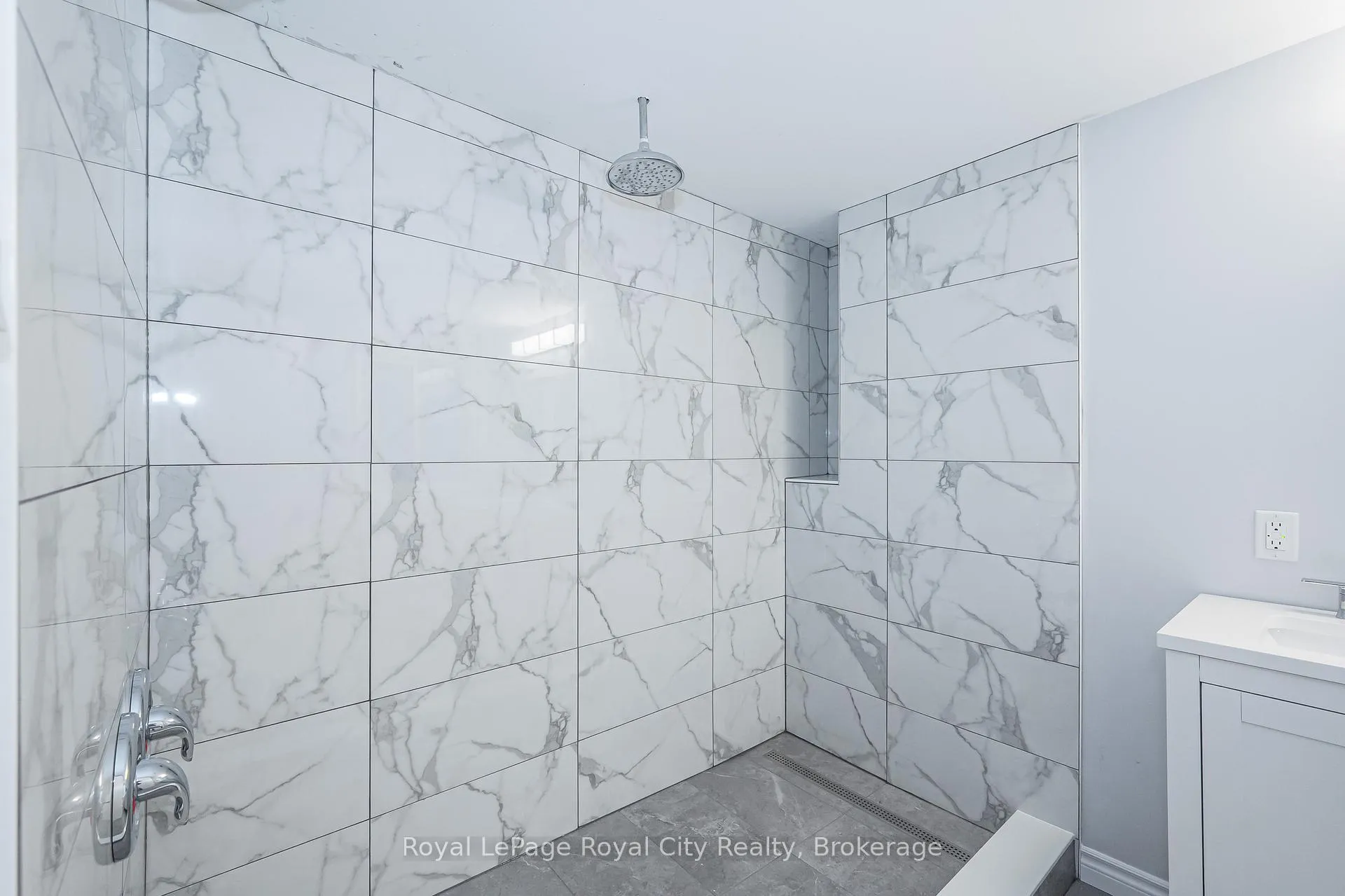 Photo 43 of 236 Ironwood Road, Guelph, Kortright West — HOMEH