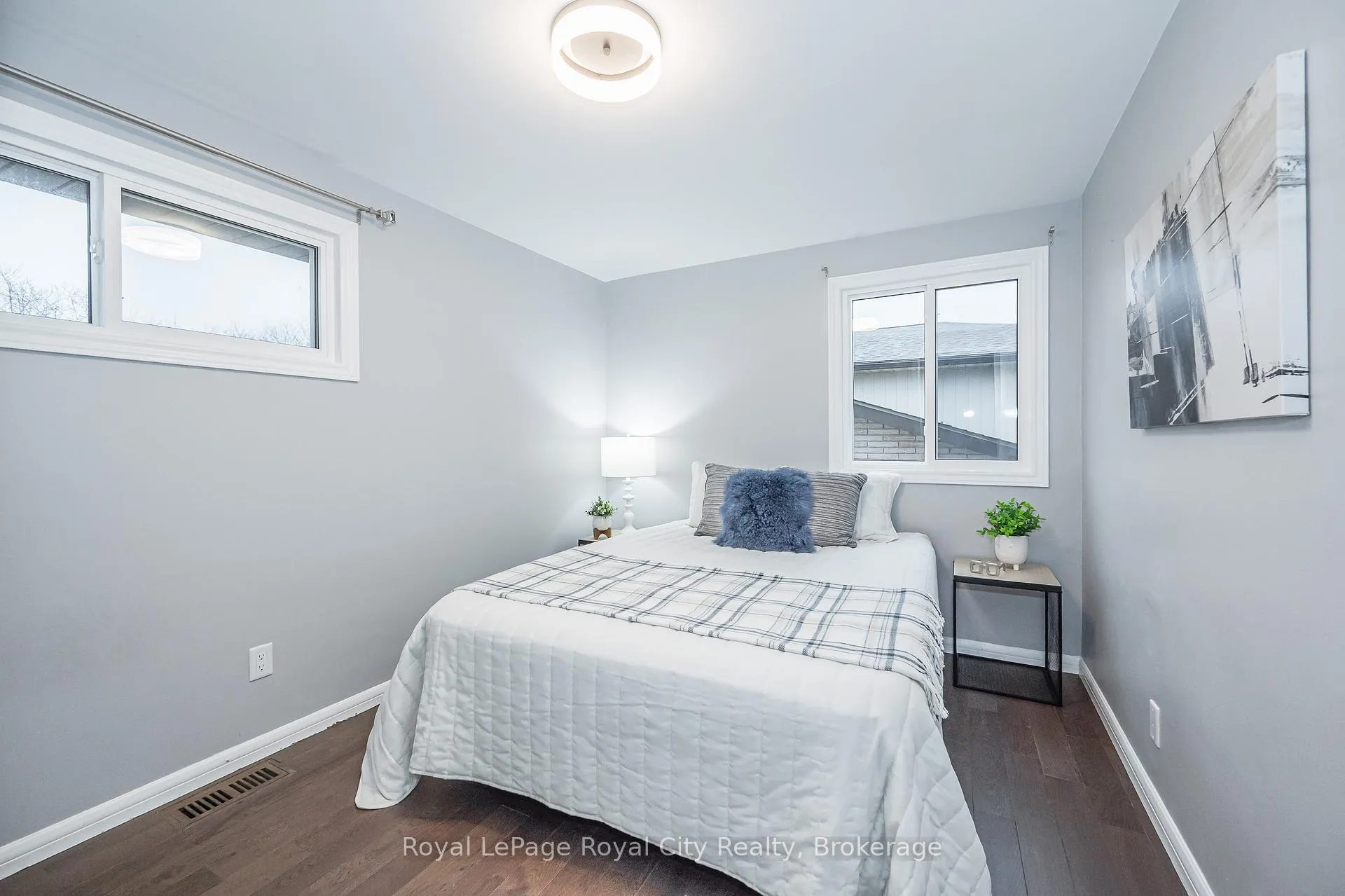 Photo 25 of 236 Ironwood Road, Guelph, Kortright West — HOMEH