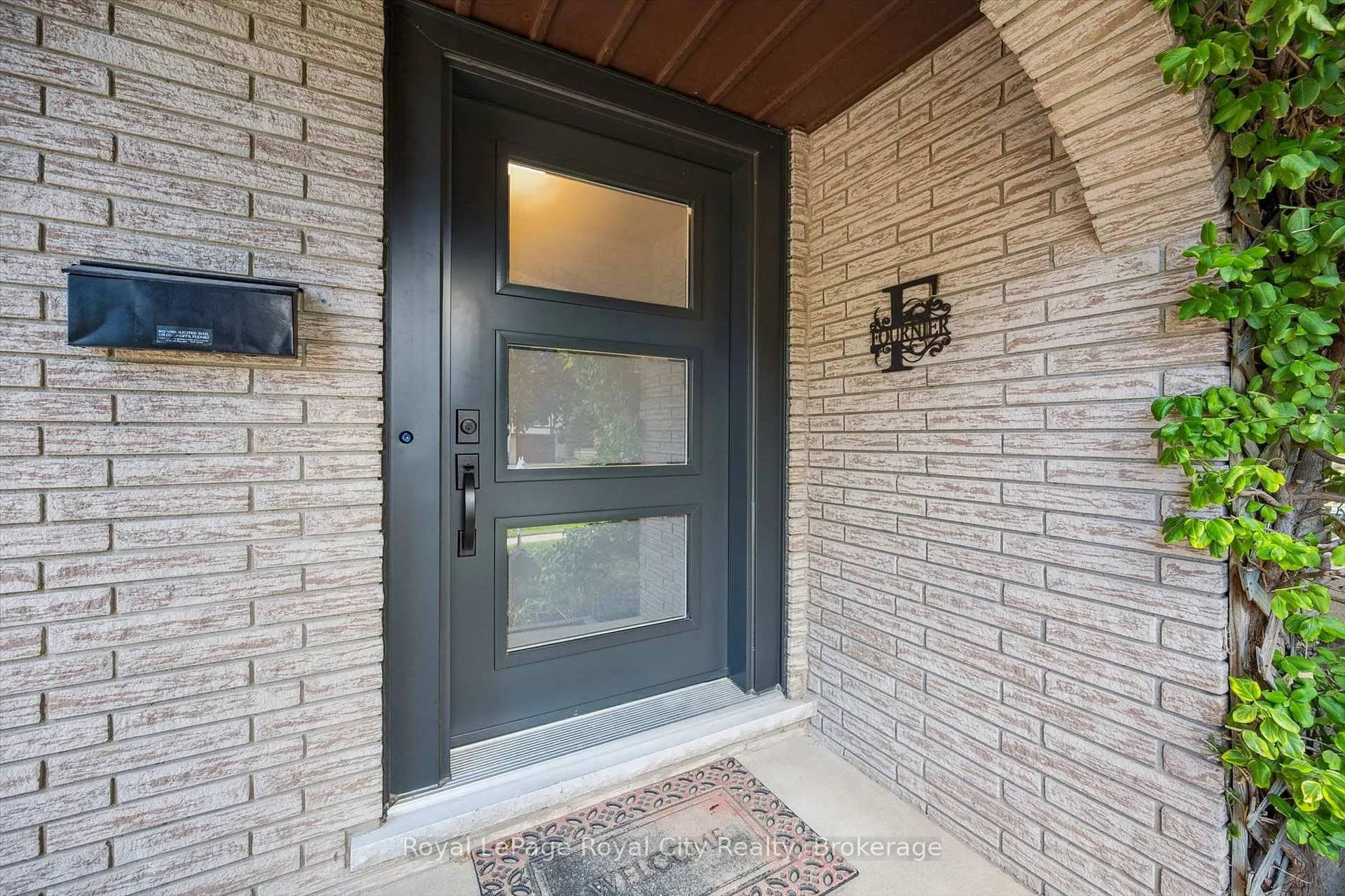 Photo 32 of 236 Ironwood Road, Guelph, Kortright West — HOMEH
