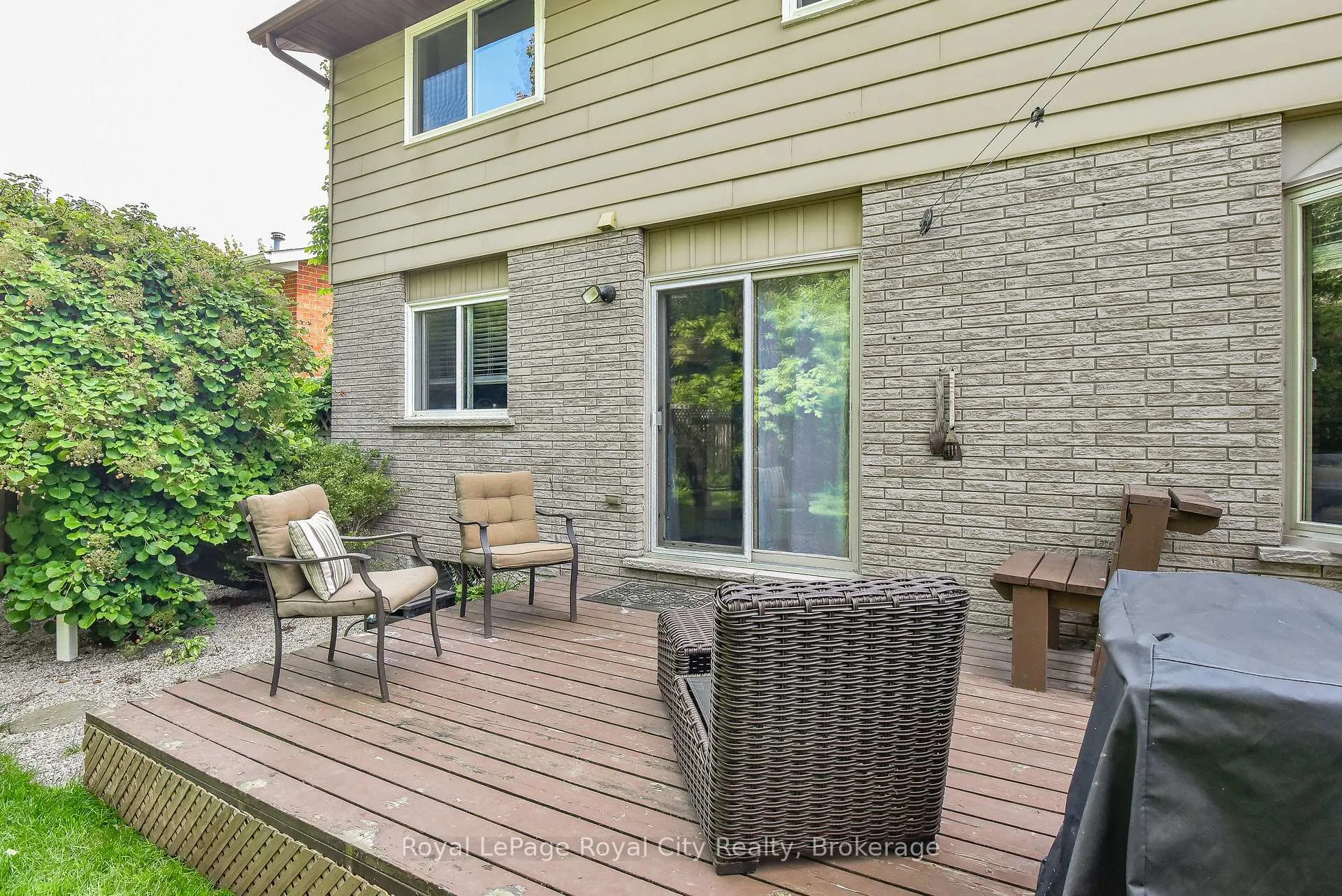 Photo 34 of 236 Ironwood Road, Guelph, Kortright West — HOMEH