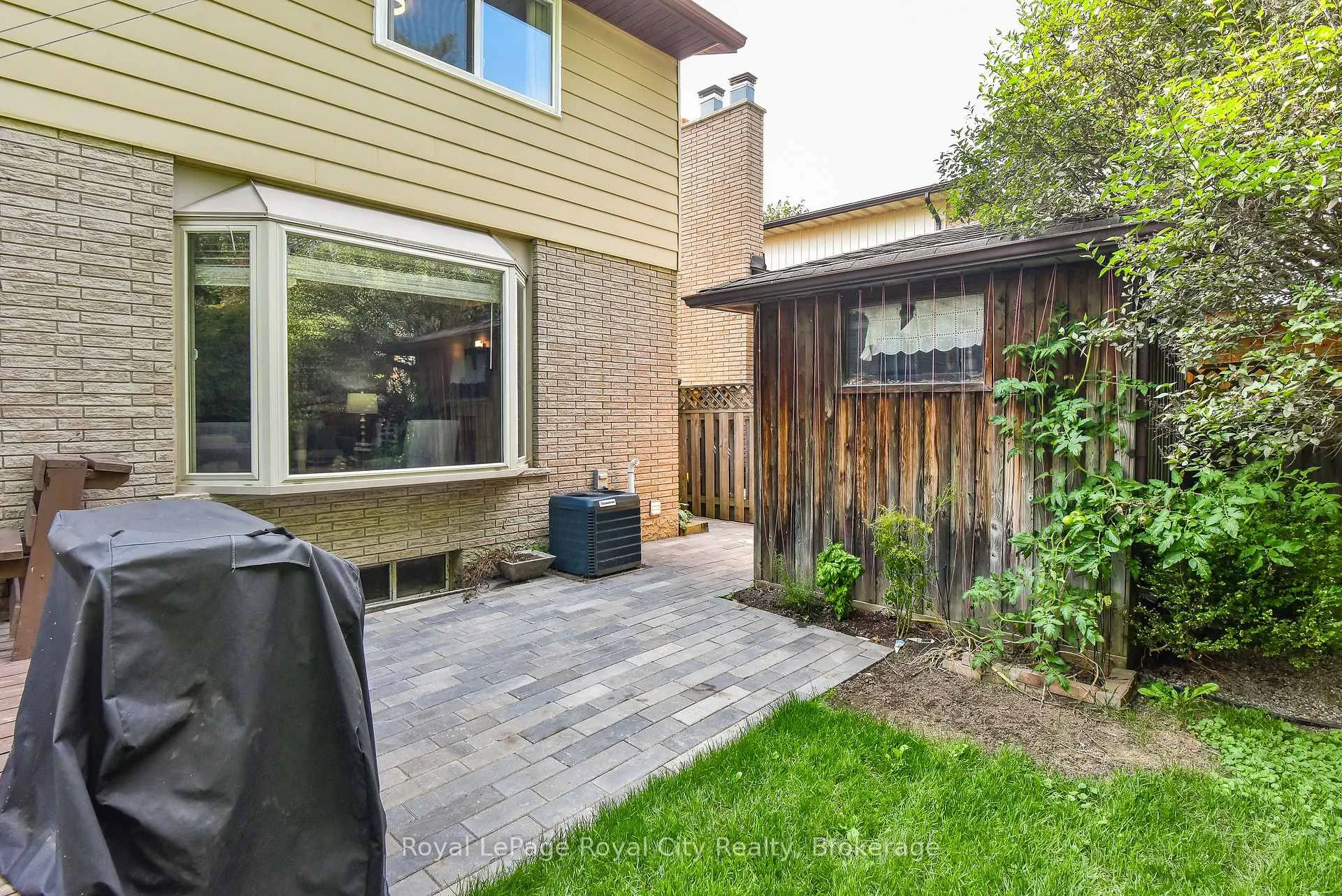 Photo 41 of 236 Ironwood Road, Guelph, Kortright West — HOMEH