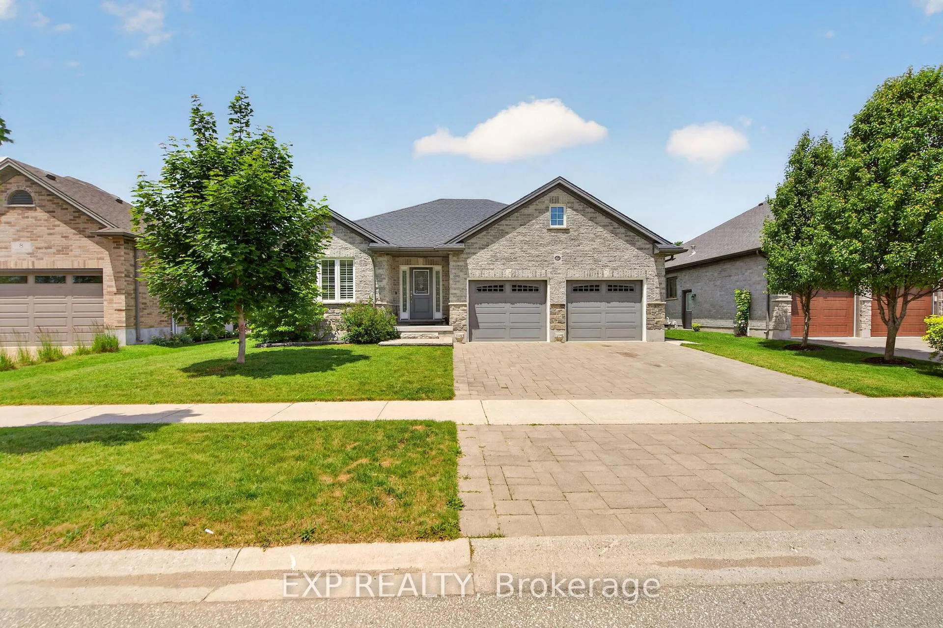 Photo 1 of 6 Caverhill Crescent, Middlesex Centre, Komoka — HOMEH