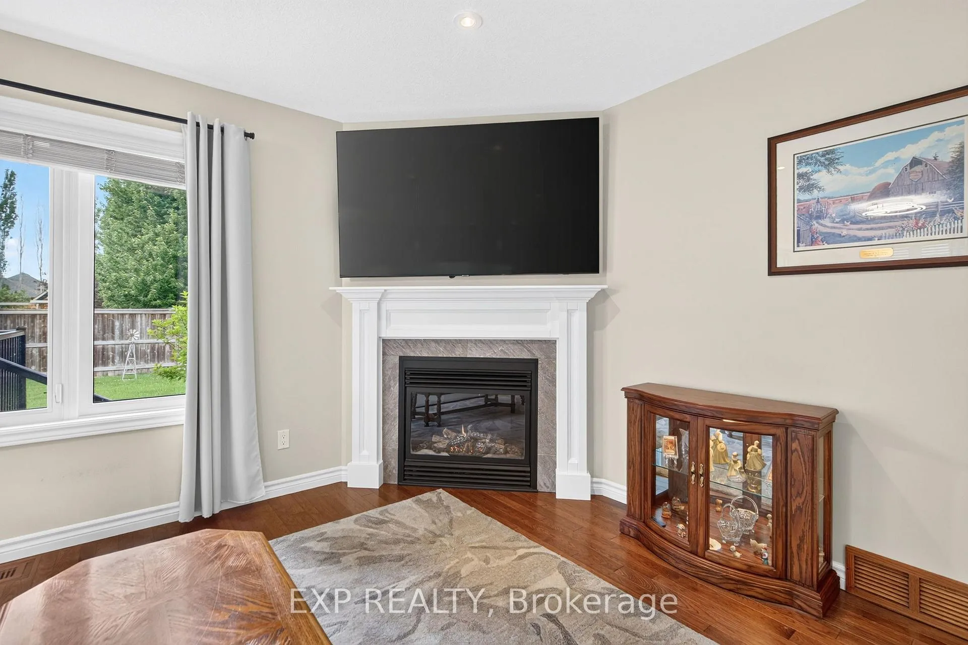 Photo 13 of 6 Caverhill Crescent, Middlesex Centre, Komoka — HOMEH