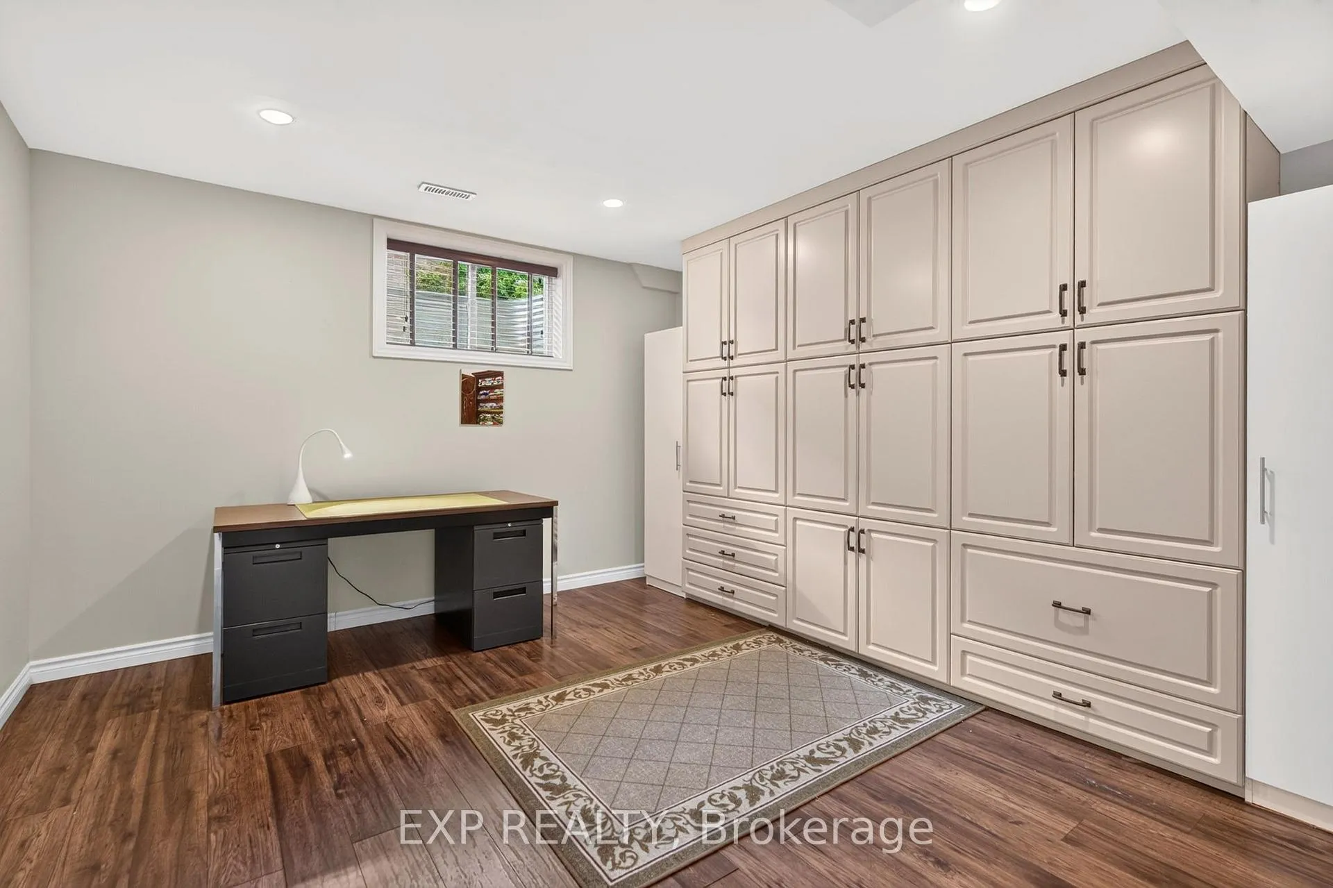 Photo 22 of 6 Caverhill Crescent, Middlesex Centre, Komoka — HOMEH