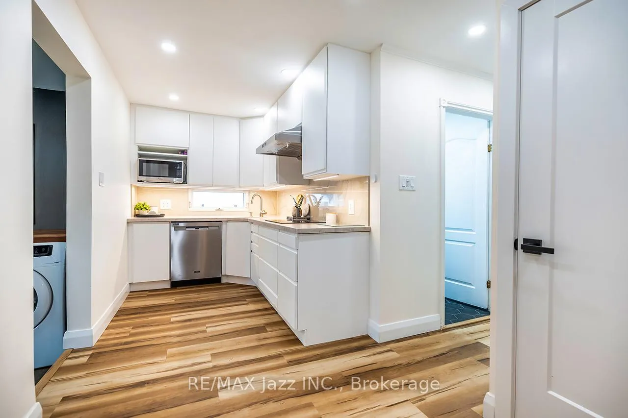 Photo 10 of 4 Maple Street, Ajax, Central — HOMEH
