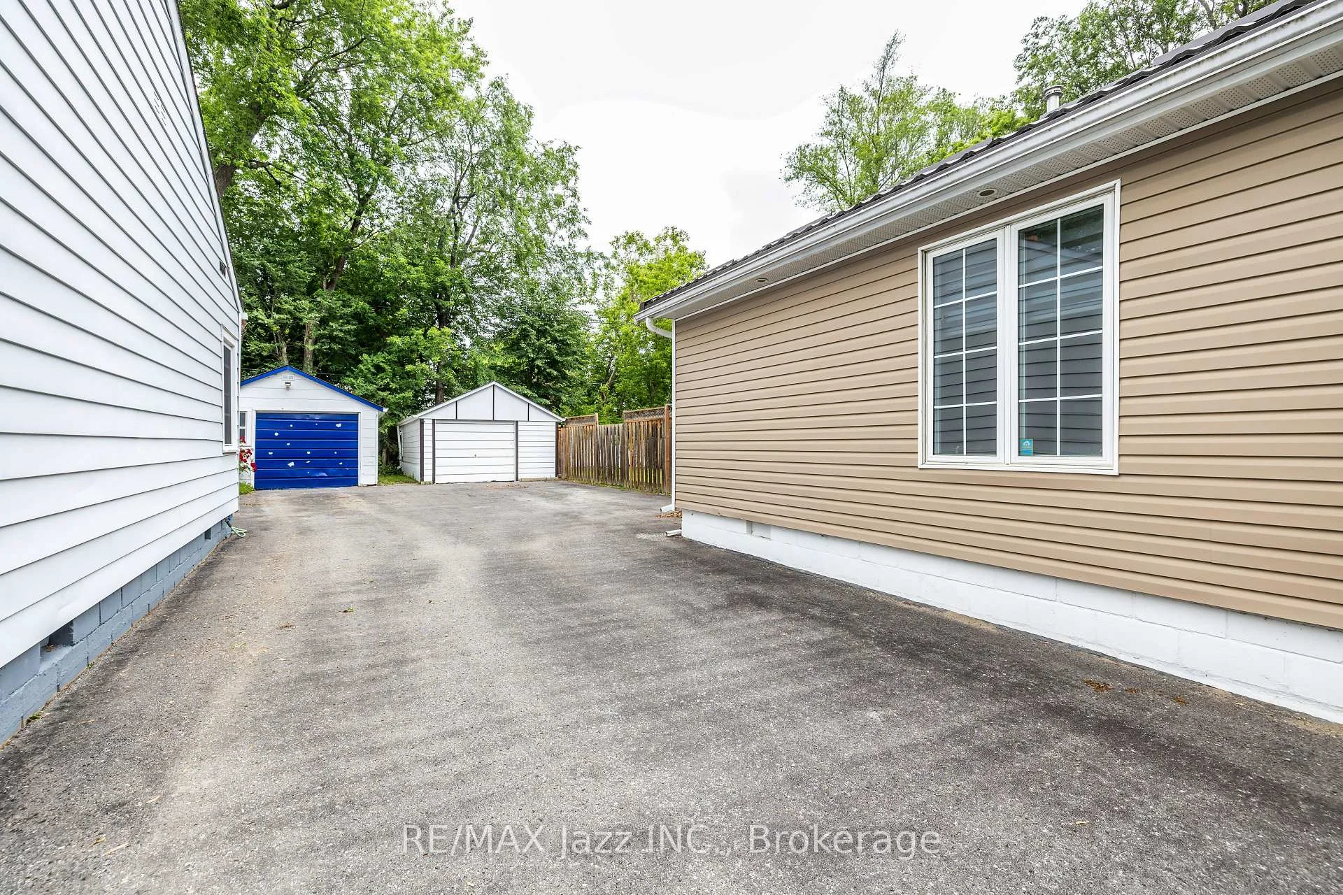 Photo 49 of 4 Maple Street, Ajax, Central — HOMEH