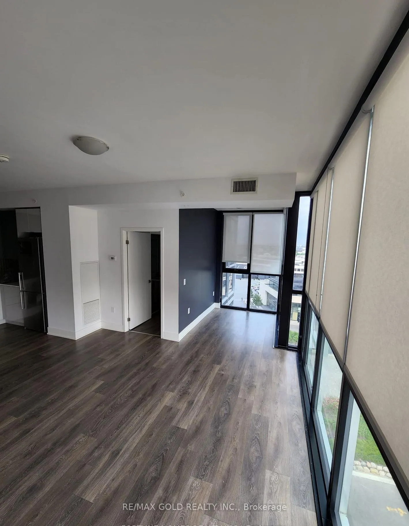 Photo 1 of Unit 702, 2916 Highway 7, Vaughan, Concord — HOMEH