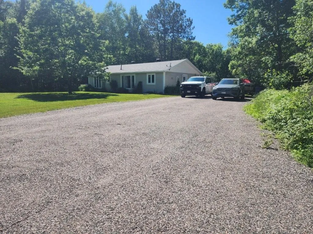 Photo 3 of 1048 Derland Road, East Ferris — HOMEH