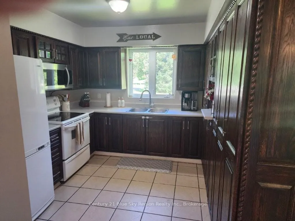 Photo 10 of 1048 Derland Road, East Ferris — HOMEH