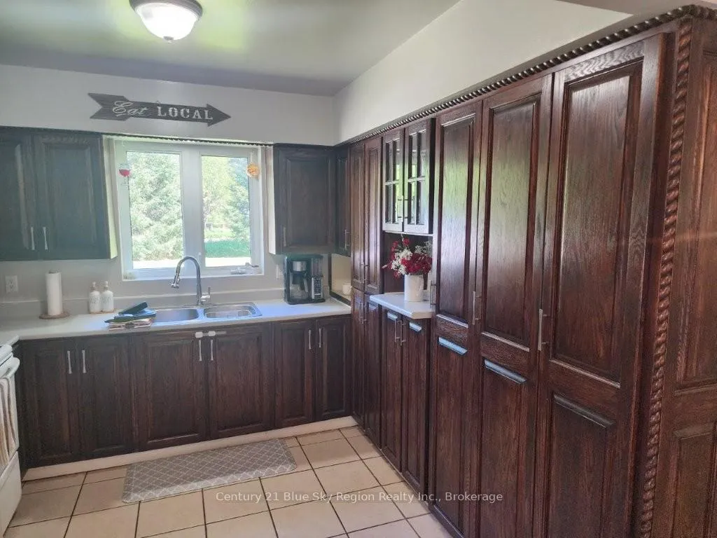 Photo 11 of 1048 Derland Road, East Ferris — HOMEH