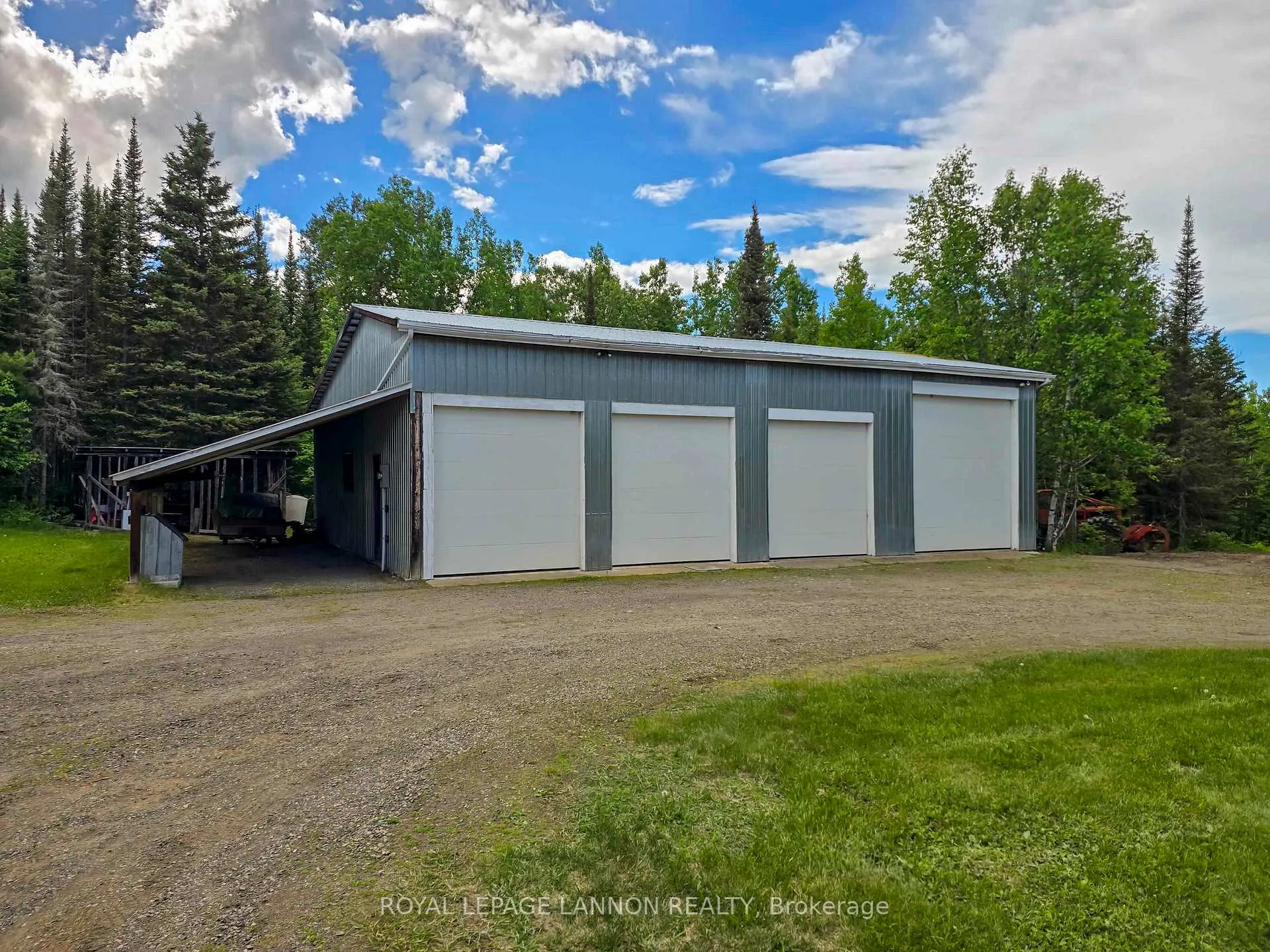 Photo 2 of 169 Centre Road, Thunder Bay Remote Area, Forbes — HOMEH