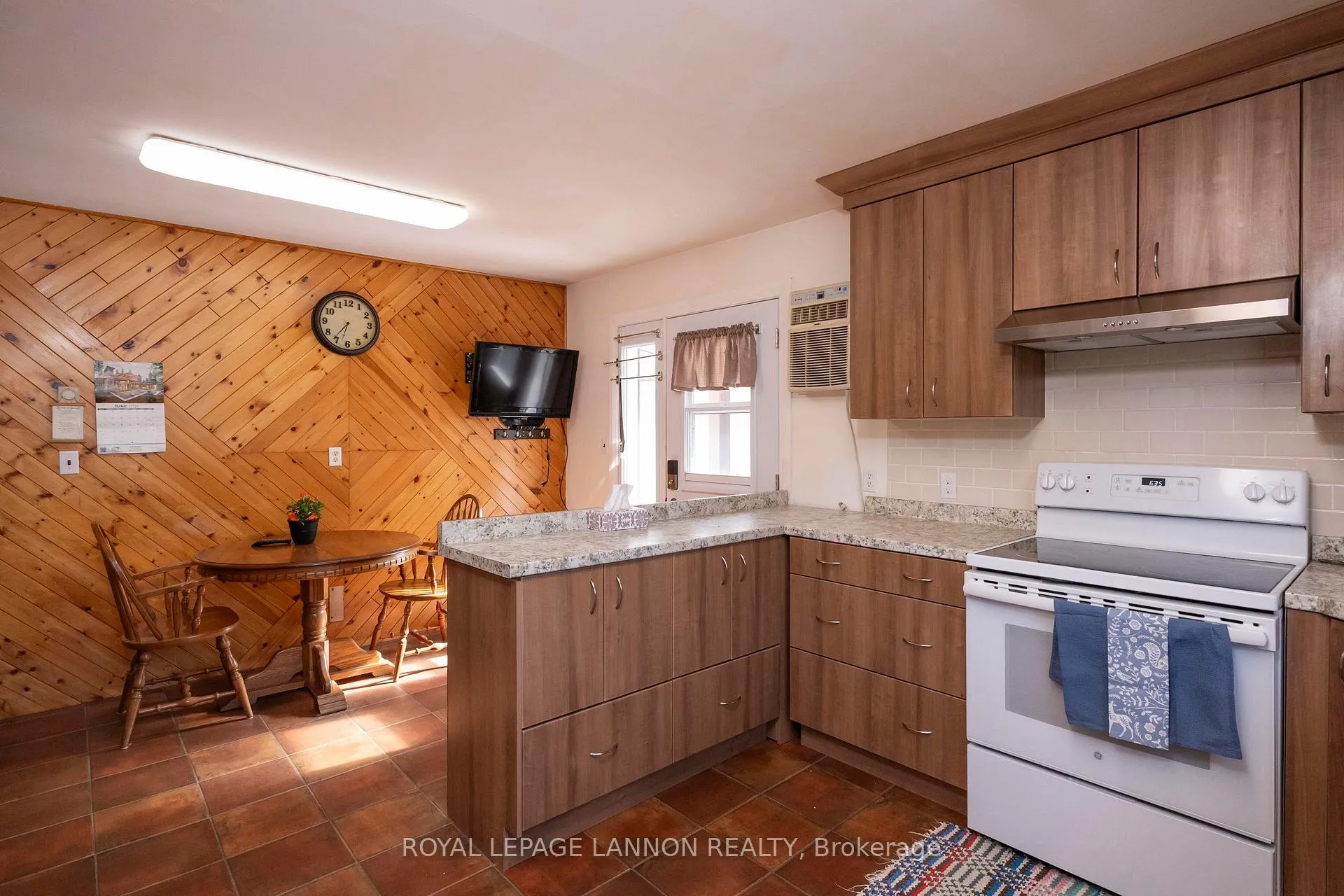 Photo 19 of 169 Centre Road, Thunder Bay Remote Area, Forbes — HOMEH