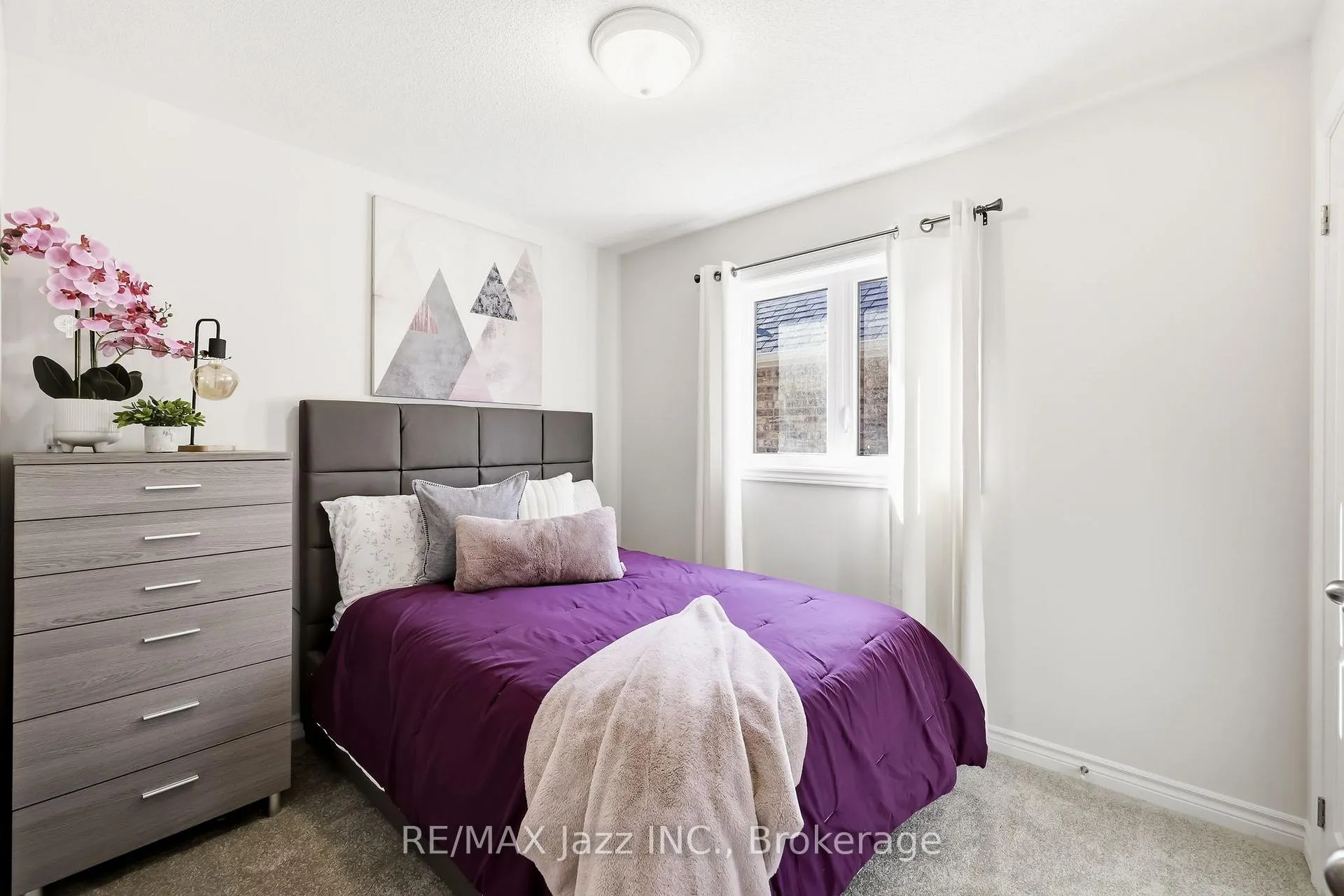 Photo 30 of 988 Matthew Murray Crescent, Oshawa, Taunton — HOMEH