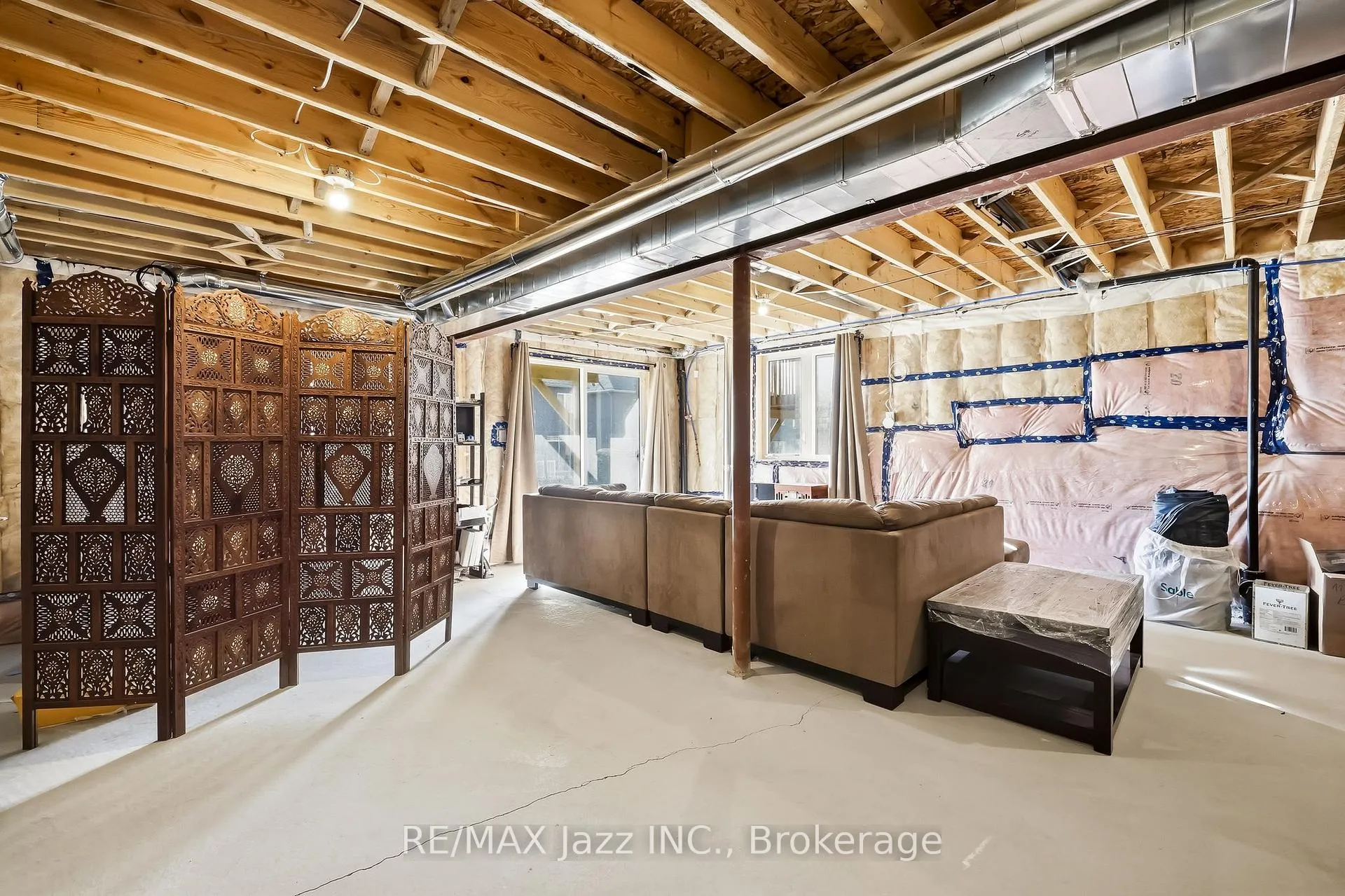 Photo 35 of 988 Matthew Murray Crescent, Oshawa, Taunton — HOMEH