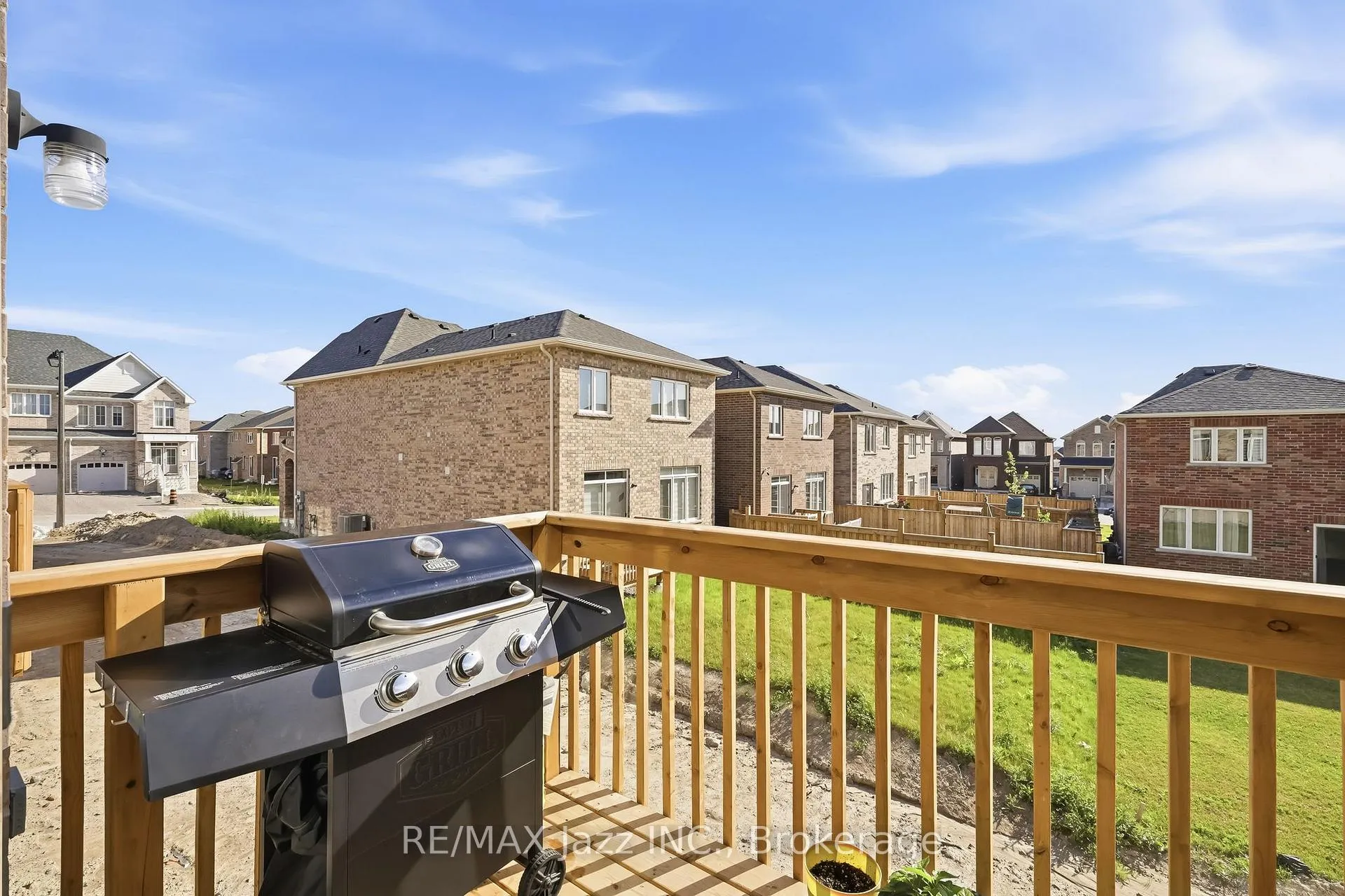 Photo 40 of 988 Matthew Murray Crescent, Oshawa, Taunton — HOMEH