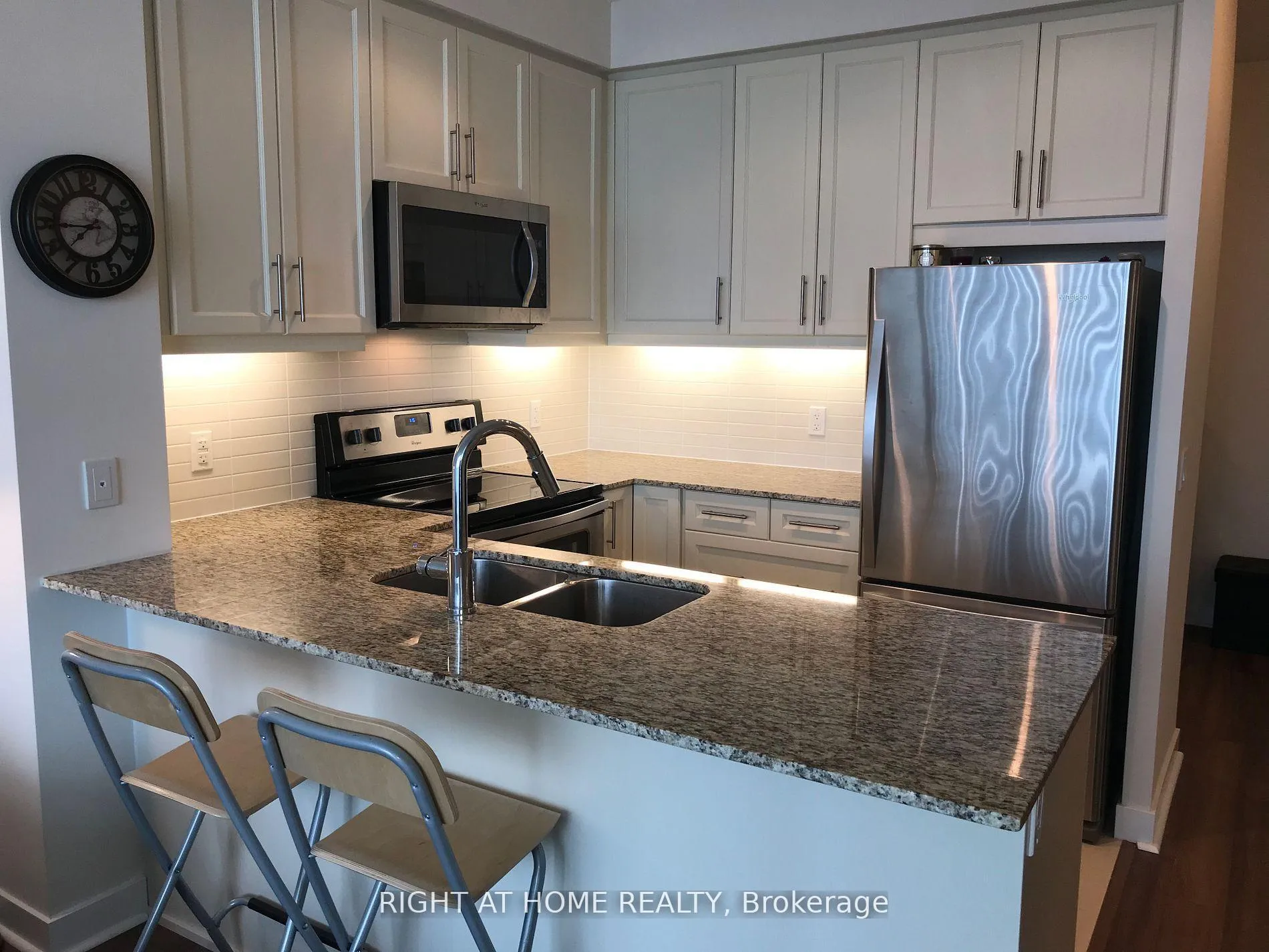 Photo 13 of Unit 3310, 3975 Grand Park Dr., Mississauga, City Centre — HOMEH