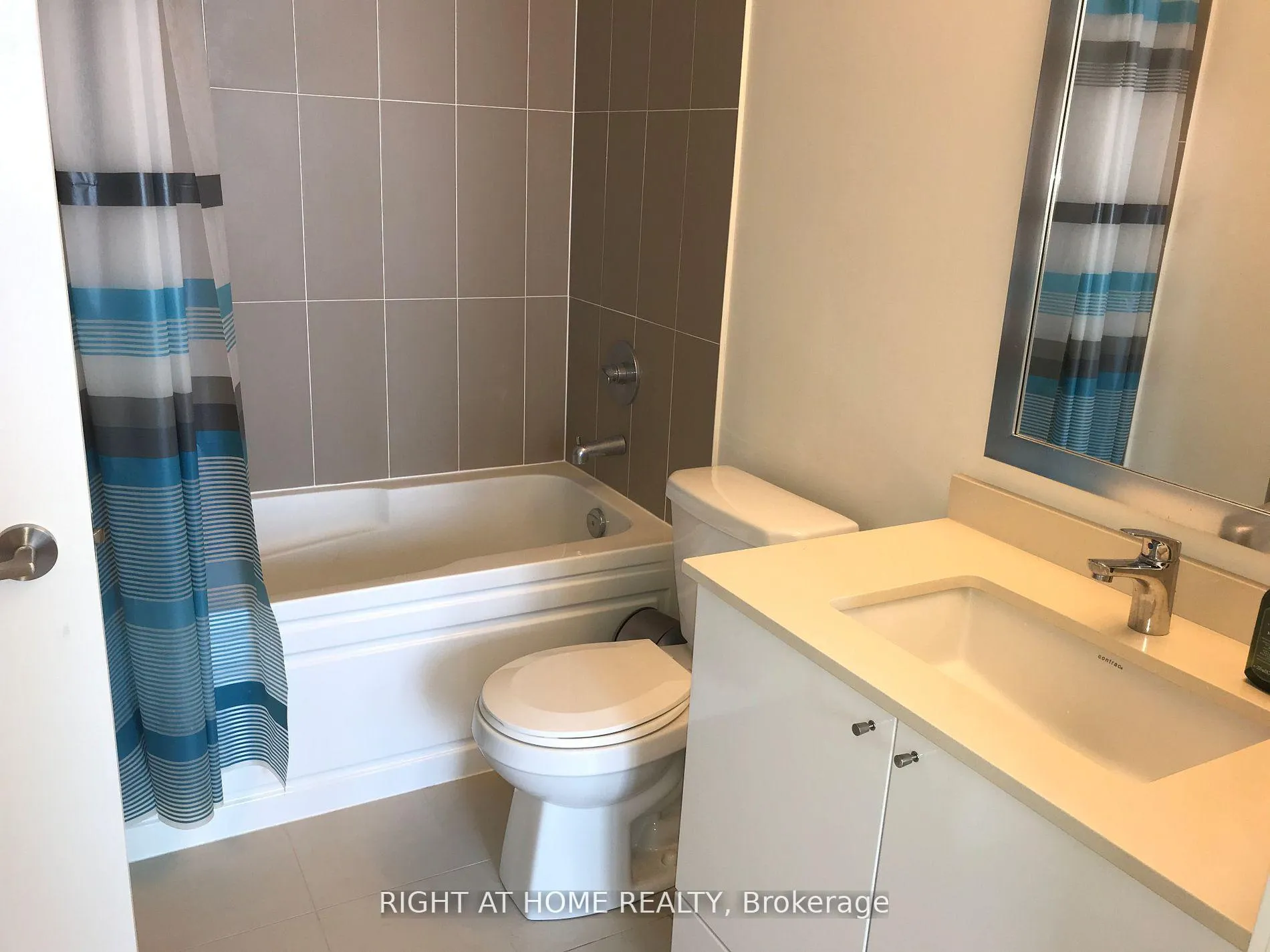 Photo 14 of Unit 3310, 3975 Grand Park Dr., Mississauga, City Centre — HOMEH