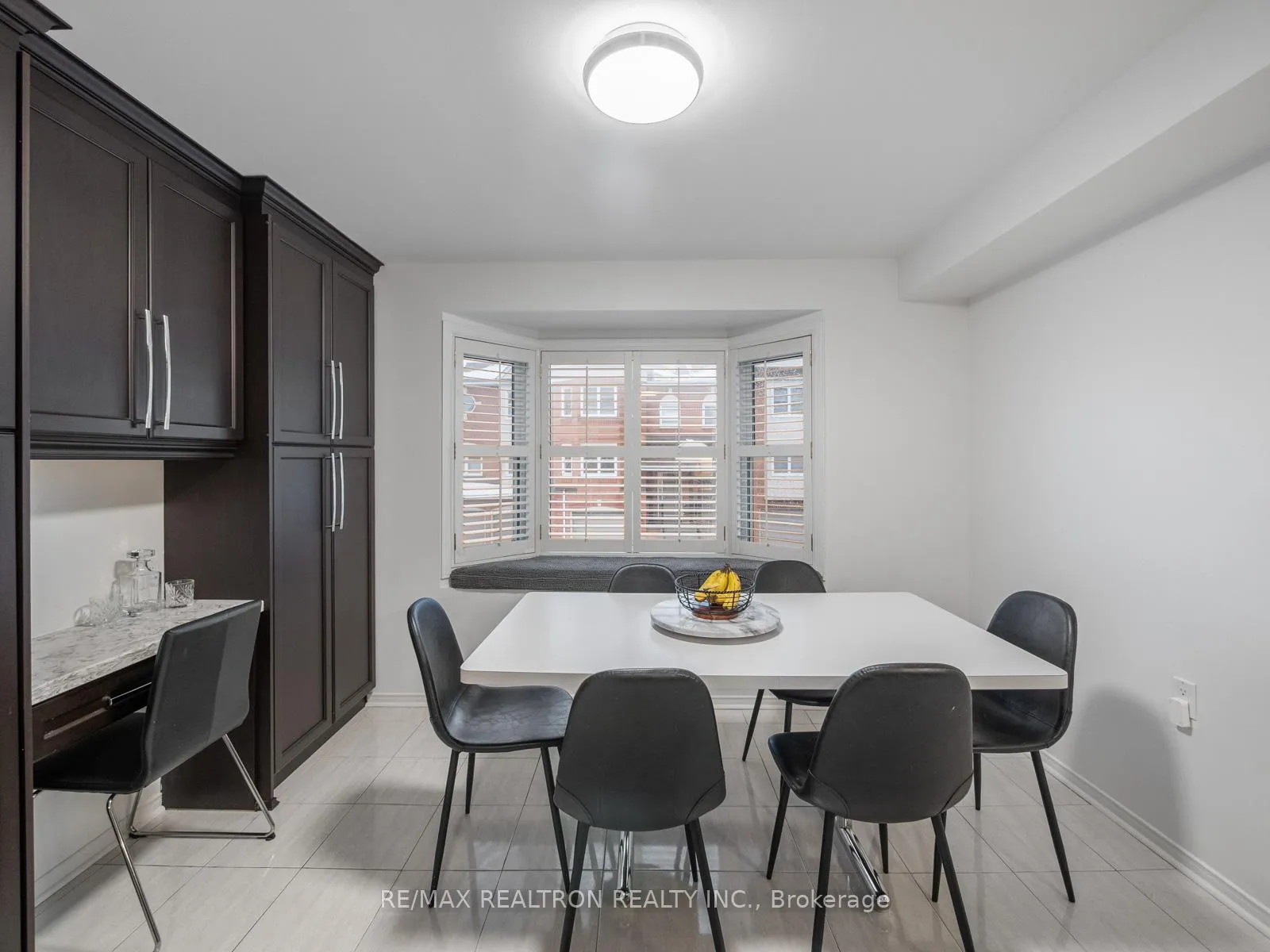 Photo 6 of Unit 39, 114 Leah Crescent, Vaughan, Beverley Glen — HOMEH