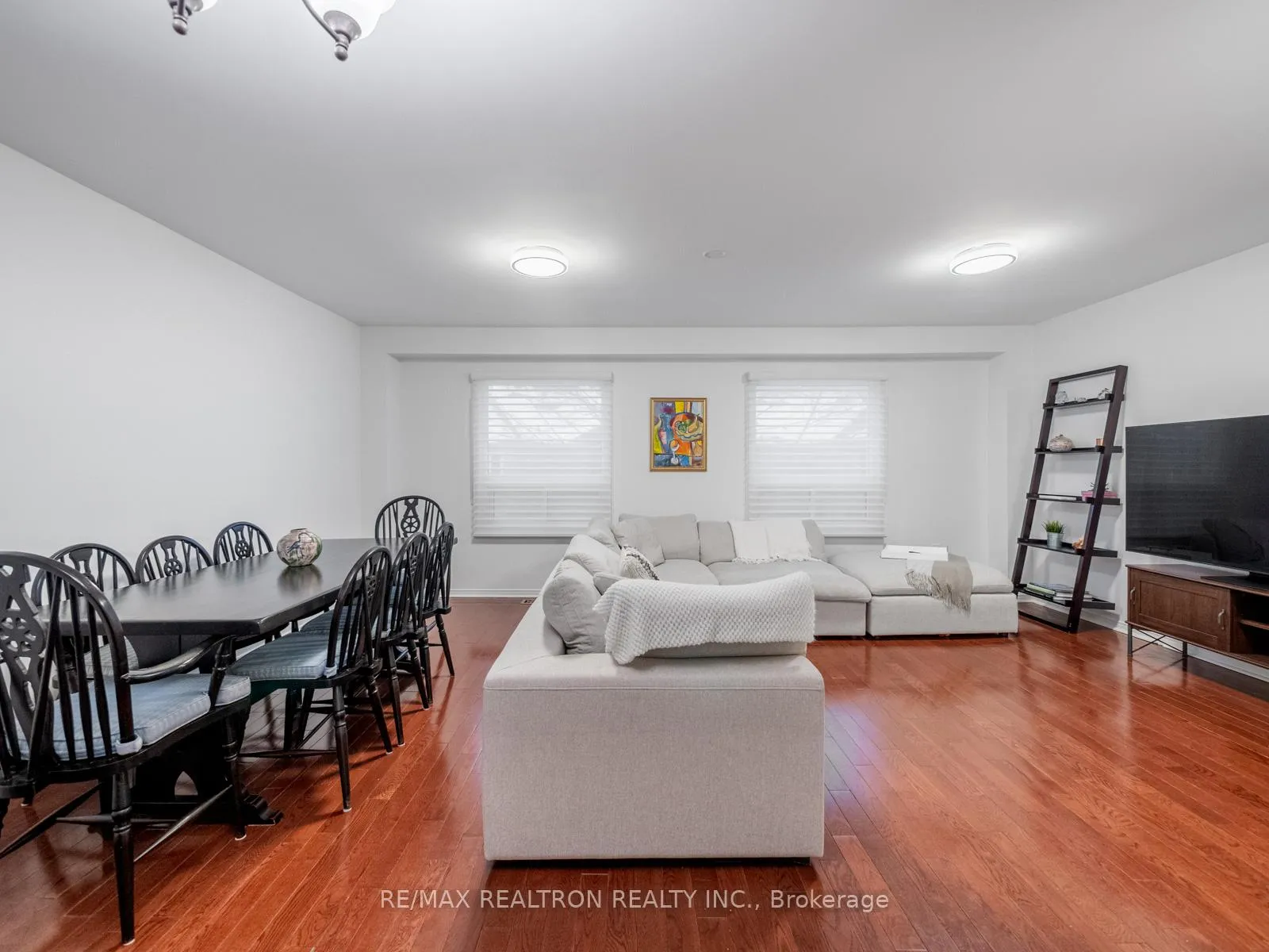 Photo 13 of Unit 39, 114 Leah Crescent, Vaughan, Beverley Glen — HOMEH