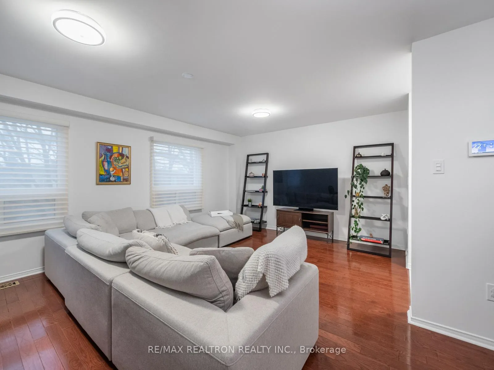 Photo 14 of Unit 39, 114 Leah Crescent, Vaughan, Beverley Glen — HOMEH