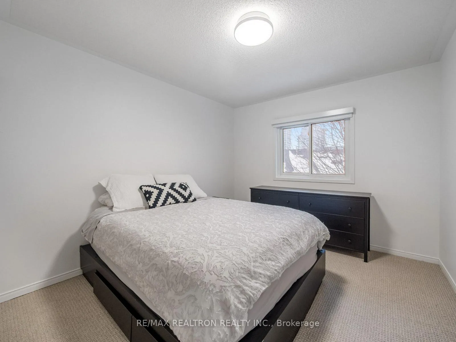 Photo 22 of Unit 39, 114 Leah Crescent, Vaughan, Beverley Glen — HOMEH