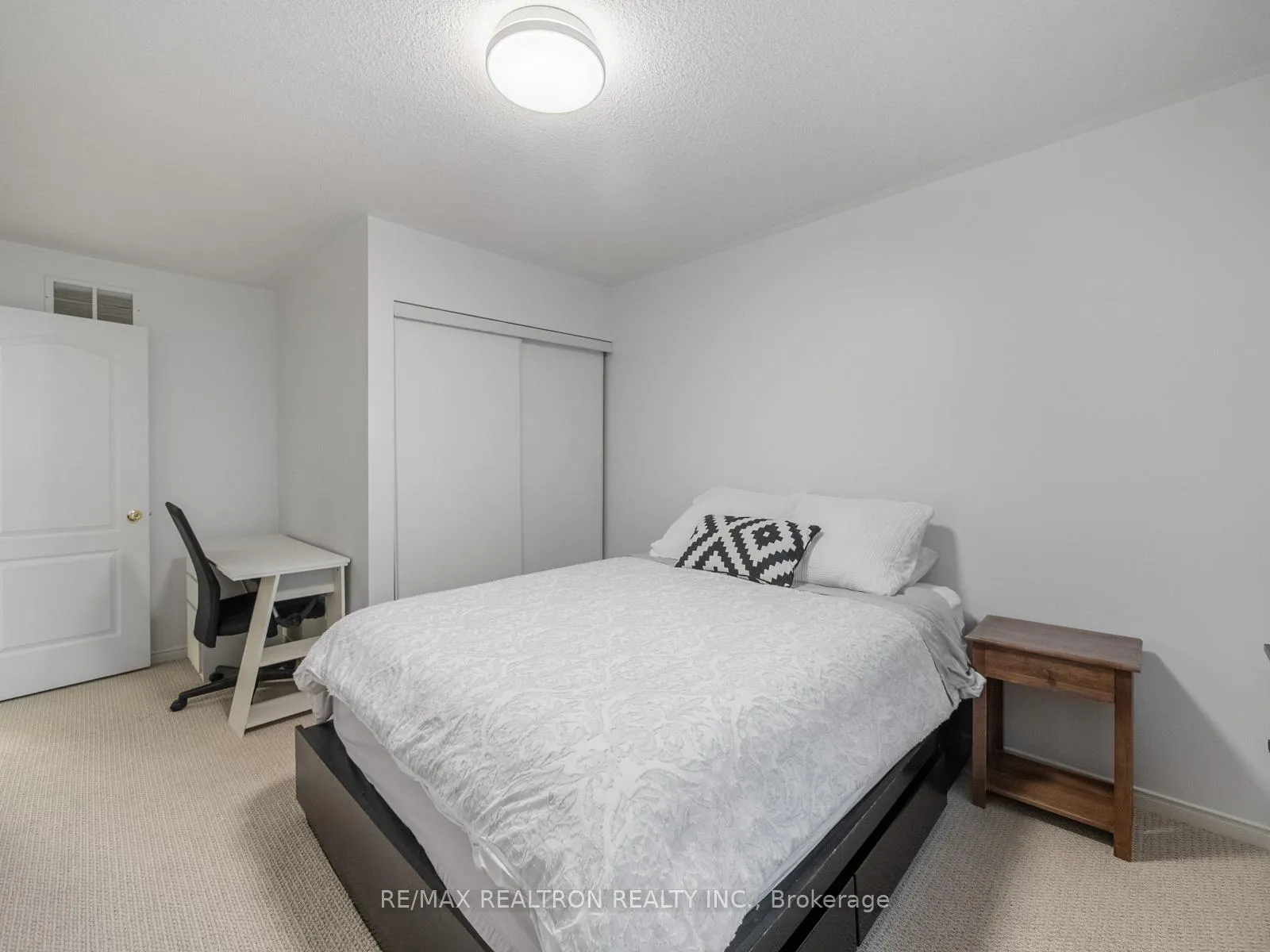 Photo 23 of Unit 39, 114 Leah Crescent, Vaughan, Beverley Glen — HOMEH
