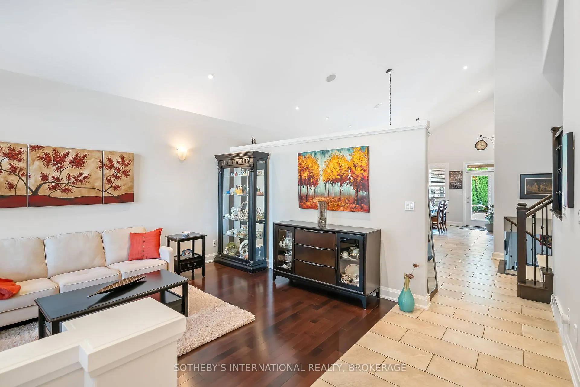 Photo 7 of 8548 Forestview Boulevard, Niagara Falls, Forestview — HOMEH