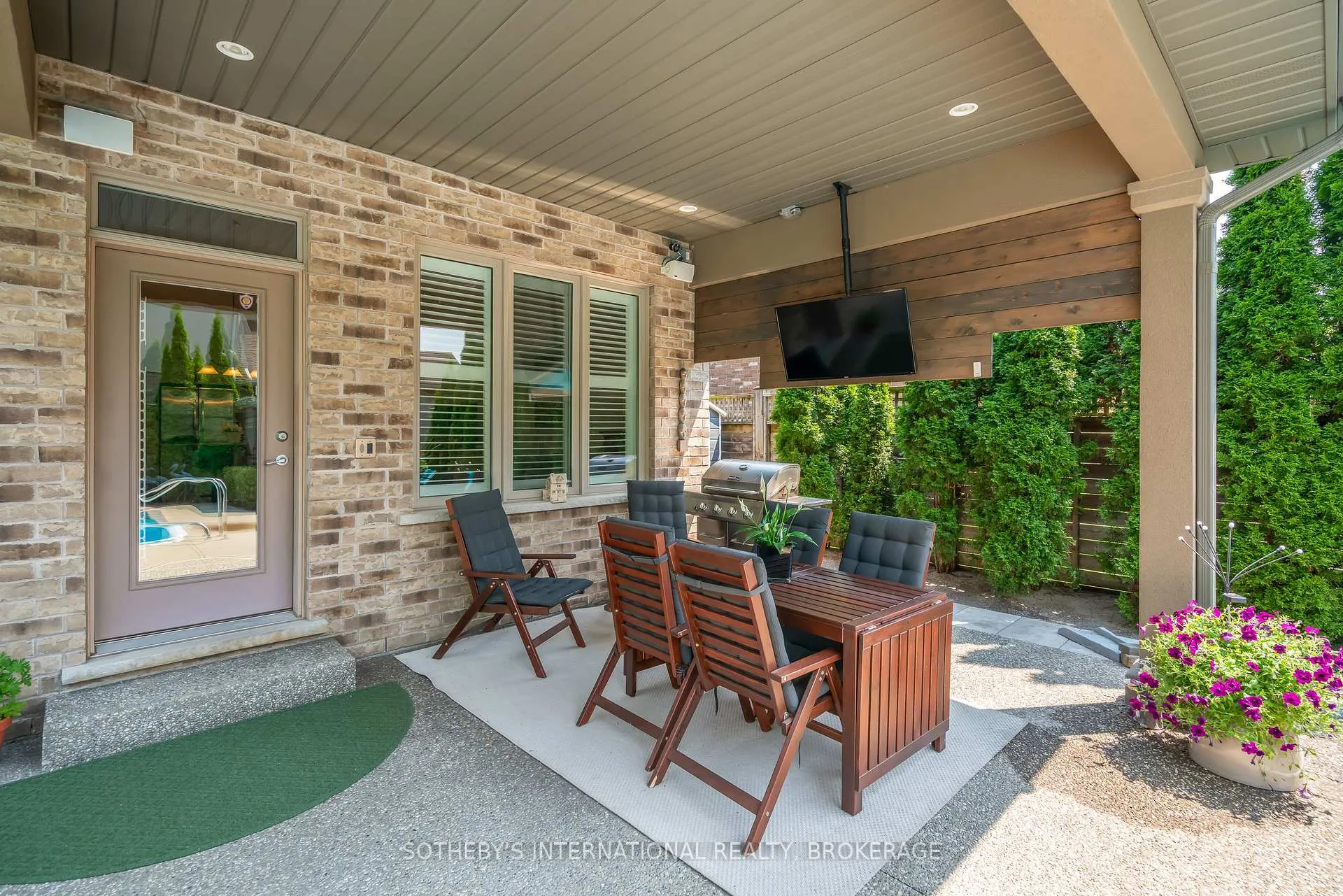 Photo 14 of 8548 Forestview Boulevard, Niagara Falls, Forestview — HOMEH