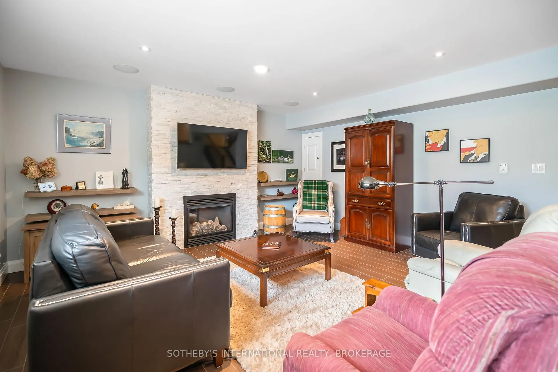 Photo 33 of 8548 Forestview Boulevard, Niagara Falls, Forestview — HOMEH