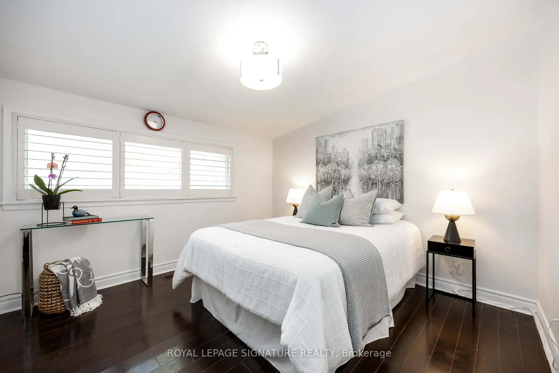 Photo 19 of 104 Billington Crescent, North York, Parkwoods-Donalda — HOMEH